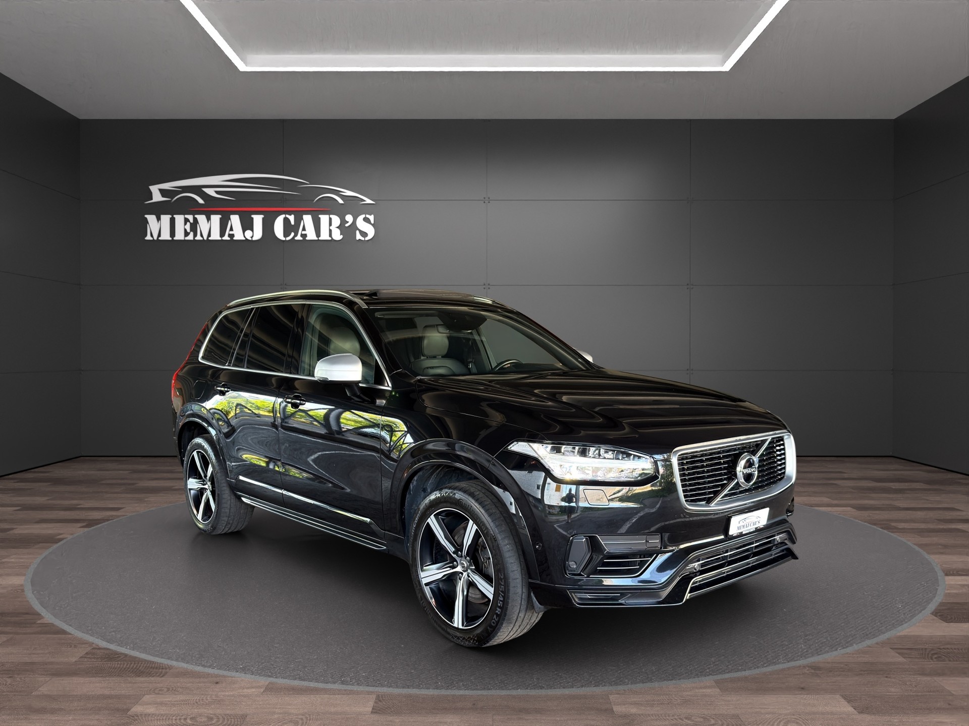 VOLVO XC90 T8 AWD R-Design Geartronic 7 Plätzer Pano-image-2