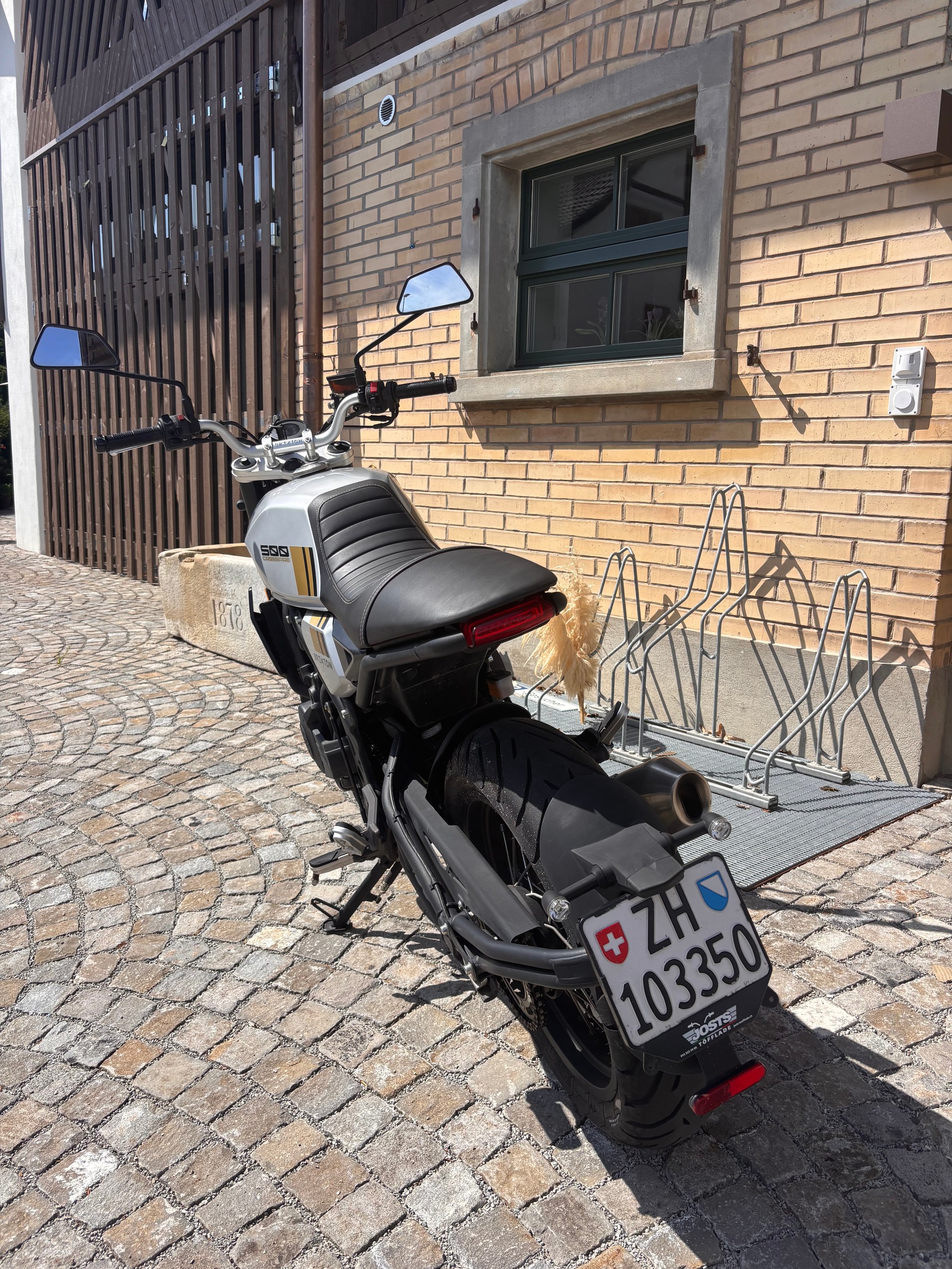 BRIXTON Crossfire 500-image-3