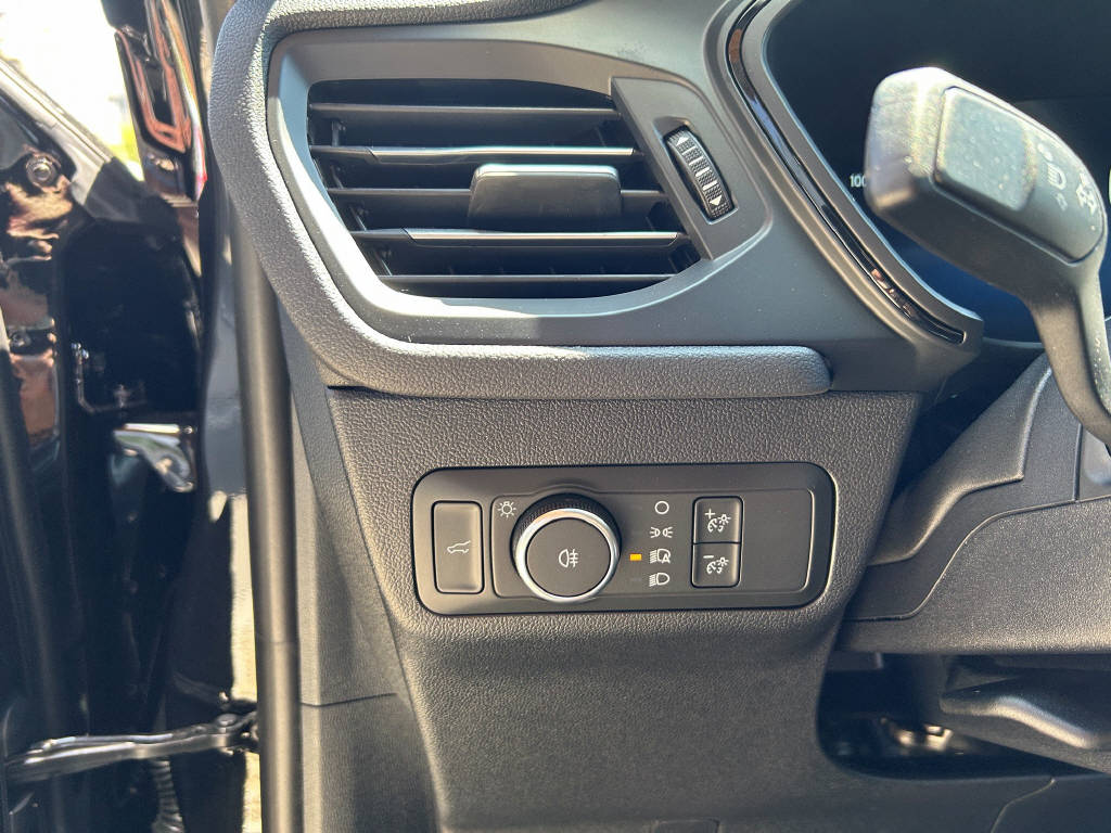 FORD Kuga 2.5 Hybrid ST-Line X 4x4 **Black Edition**-image-15