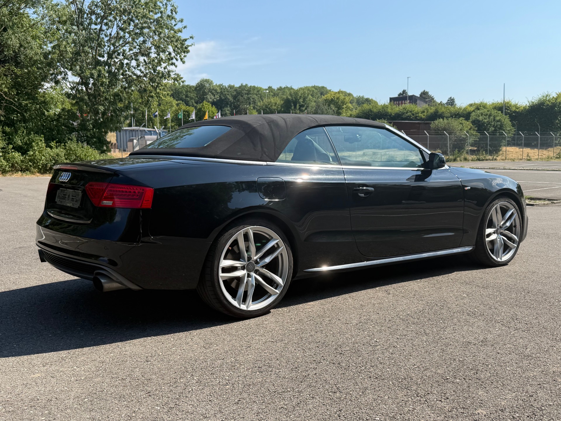 AUDI 3.0 V6 TFSI quattro S-Tronic