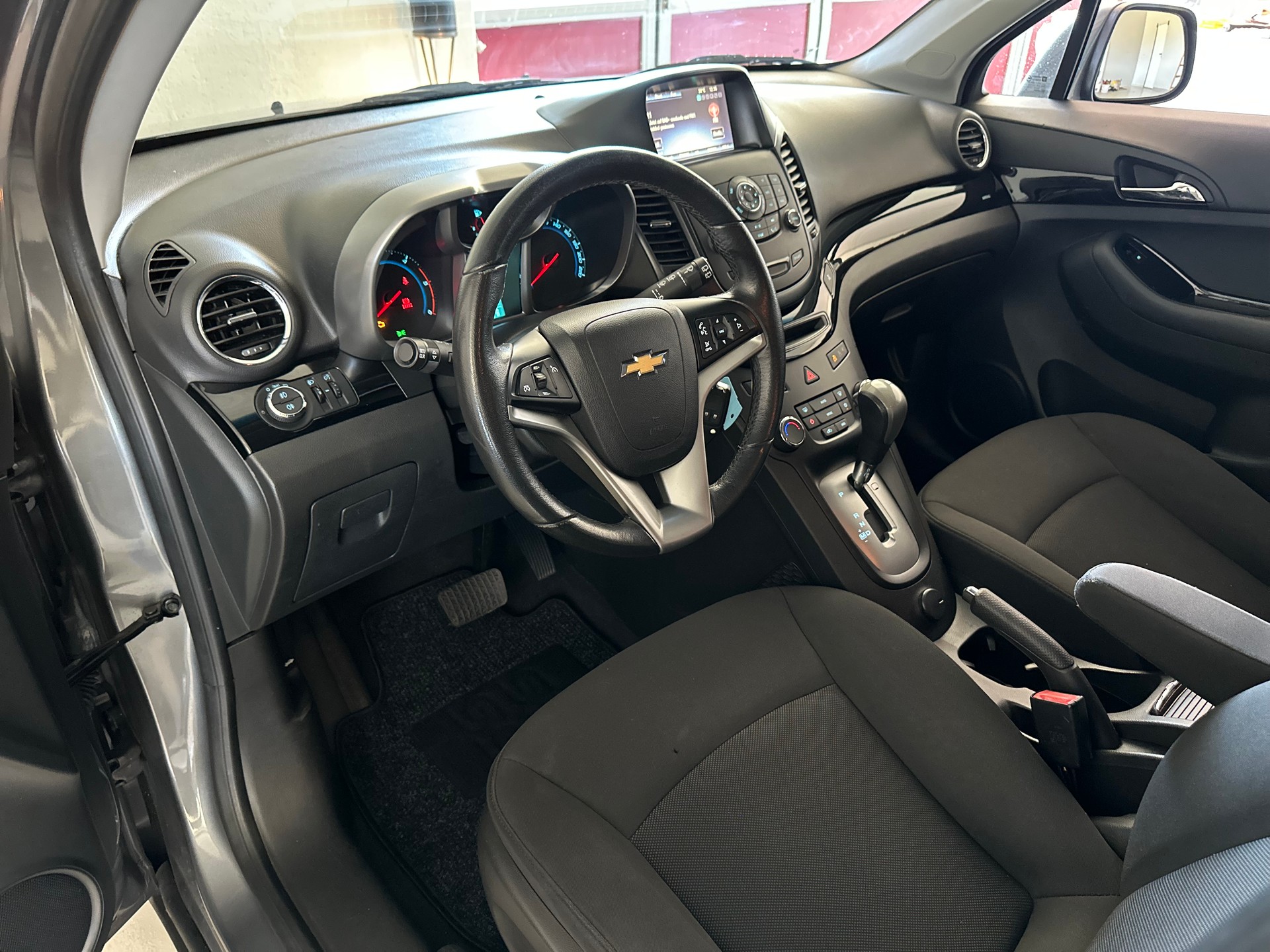 CHEVROLET Orlando 2.0 VCDi LTZ Automatic-image-11