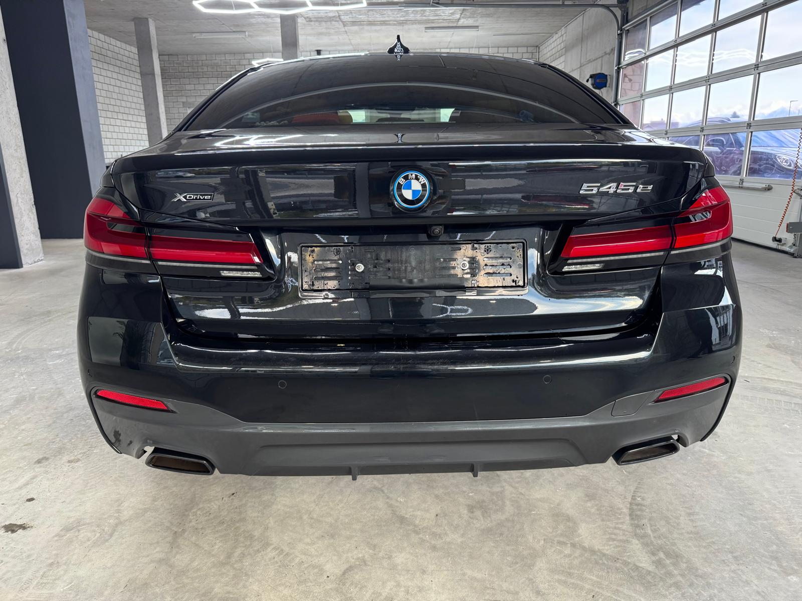 BMW 545e xDrive M Sport Pro Steptronic-showroom-element-3
