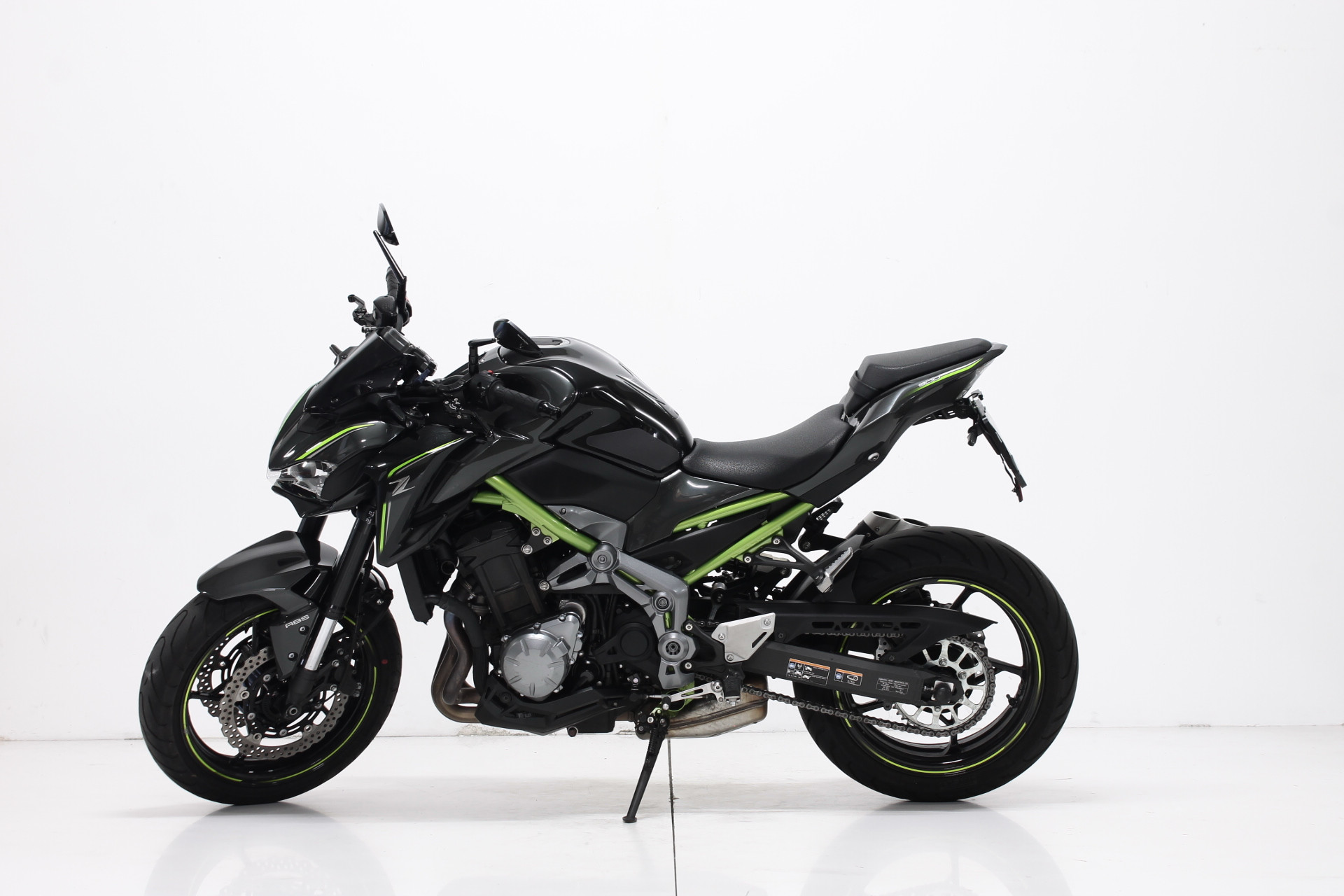 KAWASAKI Z 900-image-4