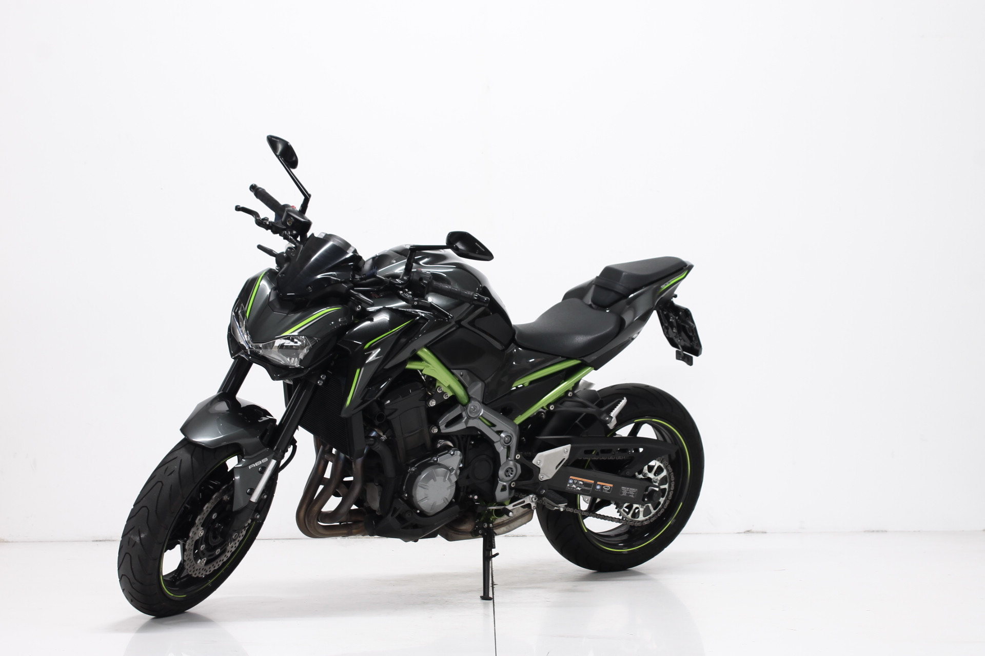 KAWASAKI Z 900-image-3