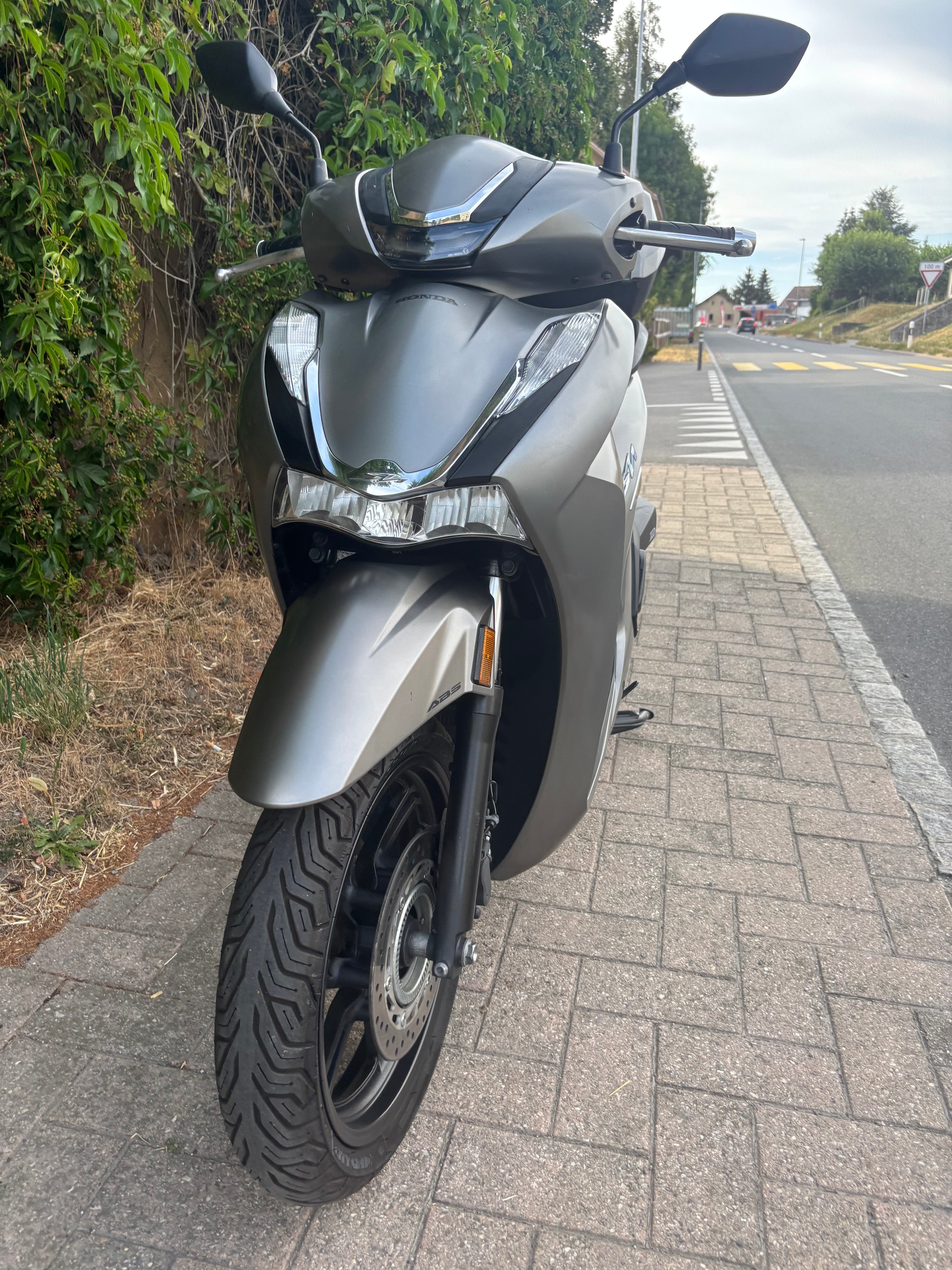 HONDA SH 350-image-3