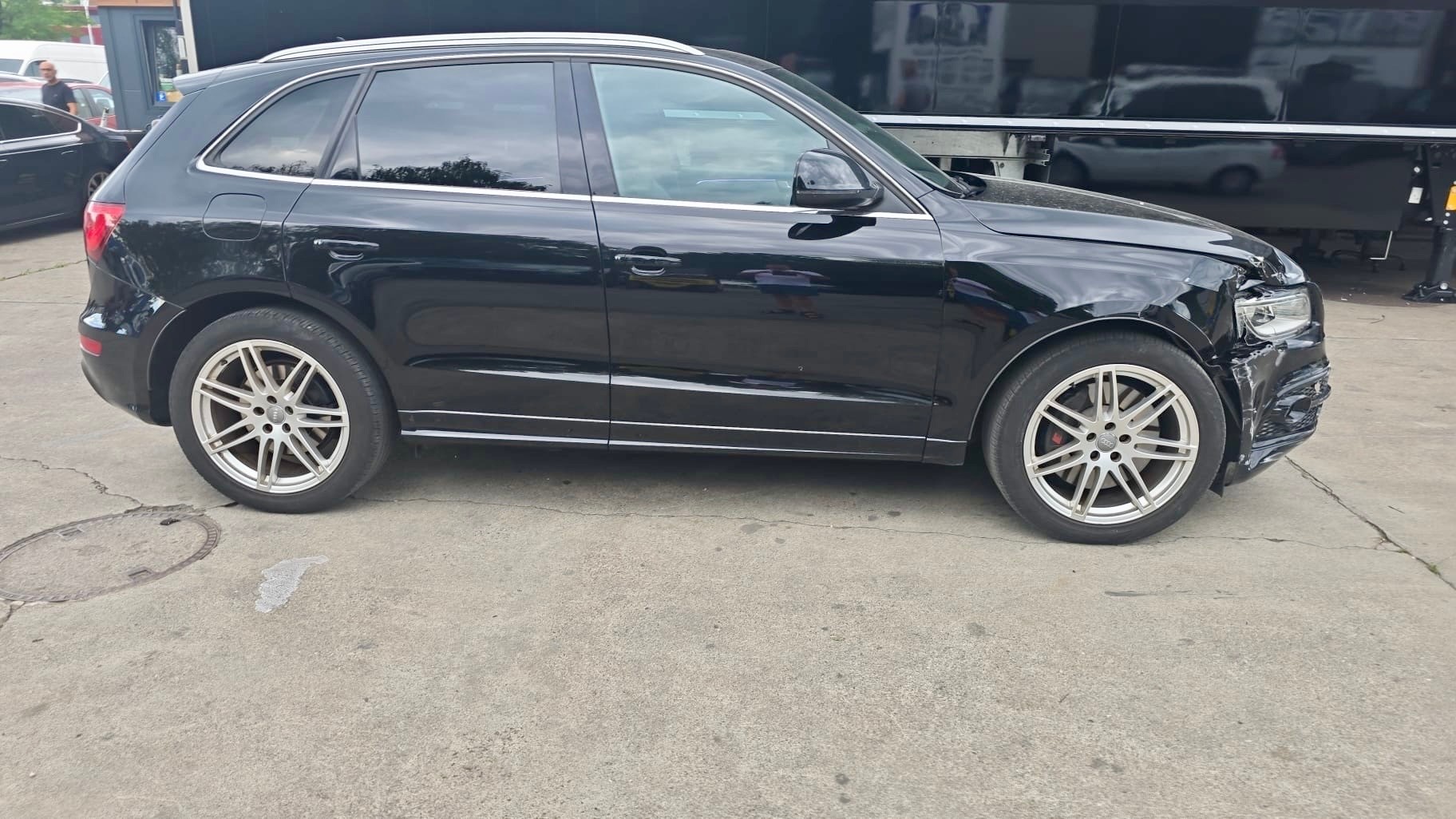 AUDI SQ5 3.0 TDI quattro tiptronic-image-5