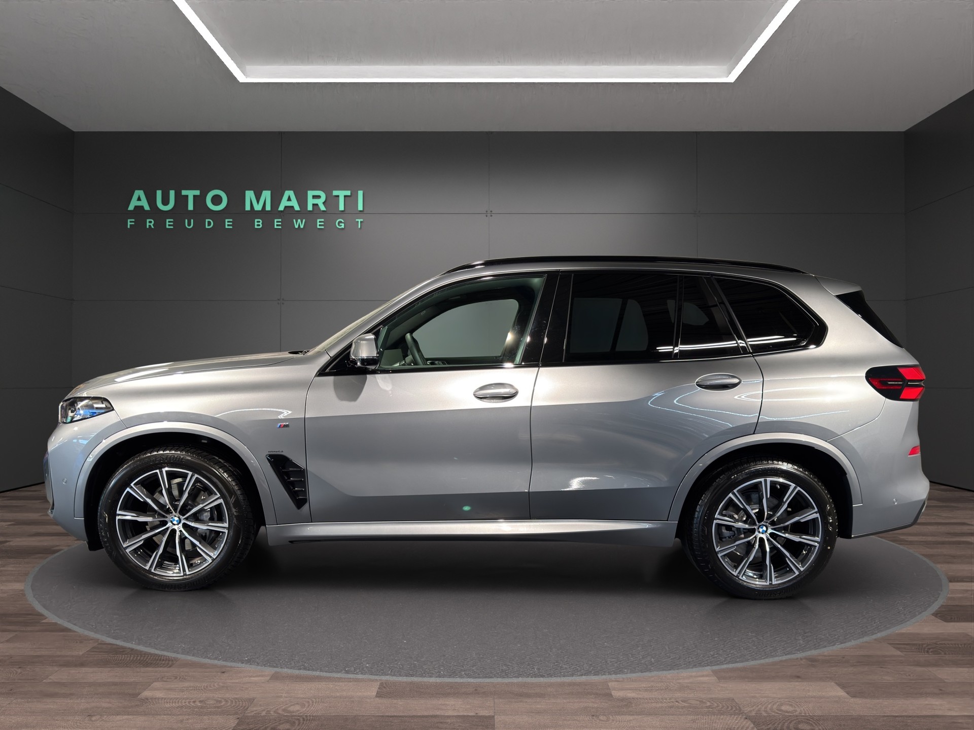 BMW X5 30d xDrive SAG-showroom-element-1