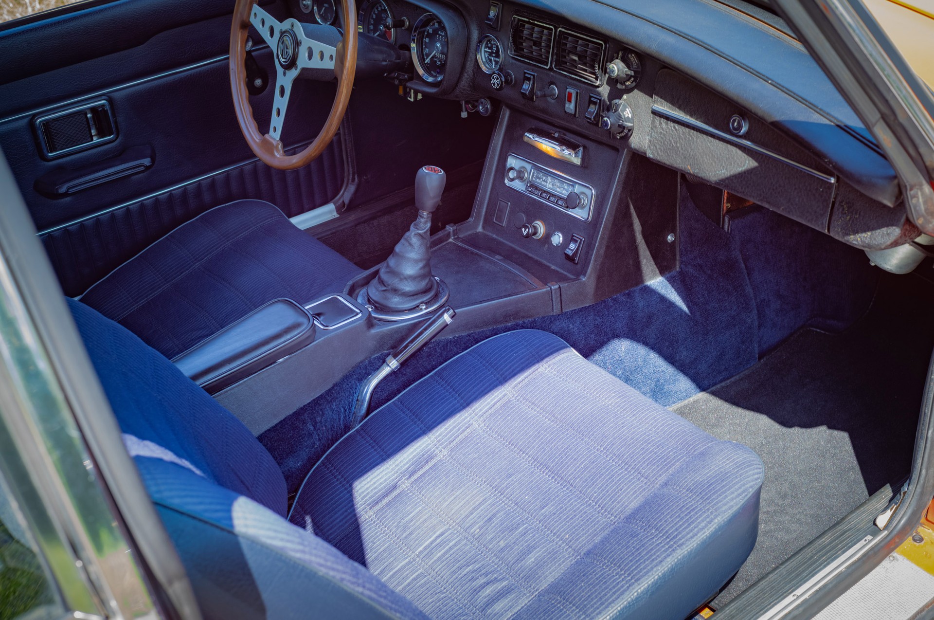 MG MGB GT 1973 ab MFK-image-15