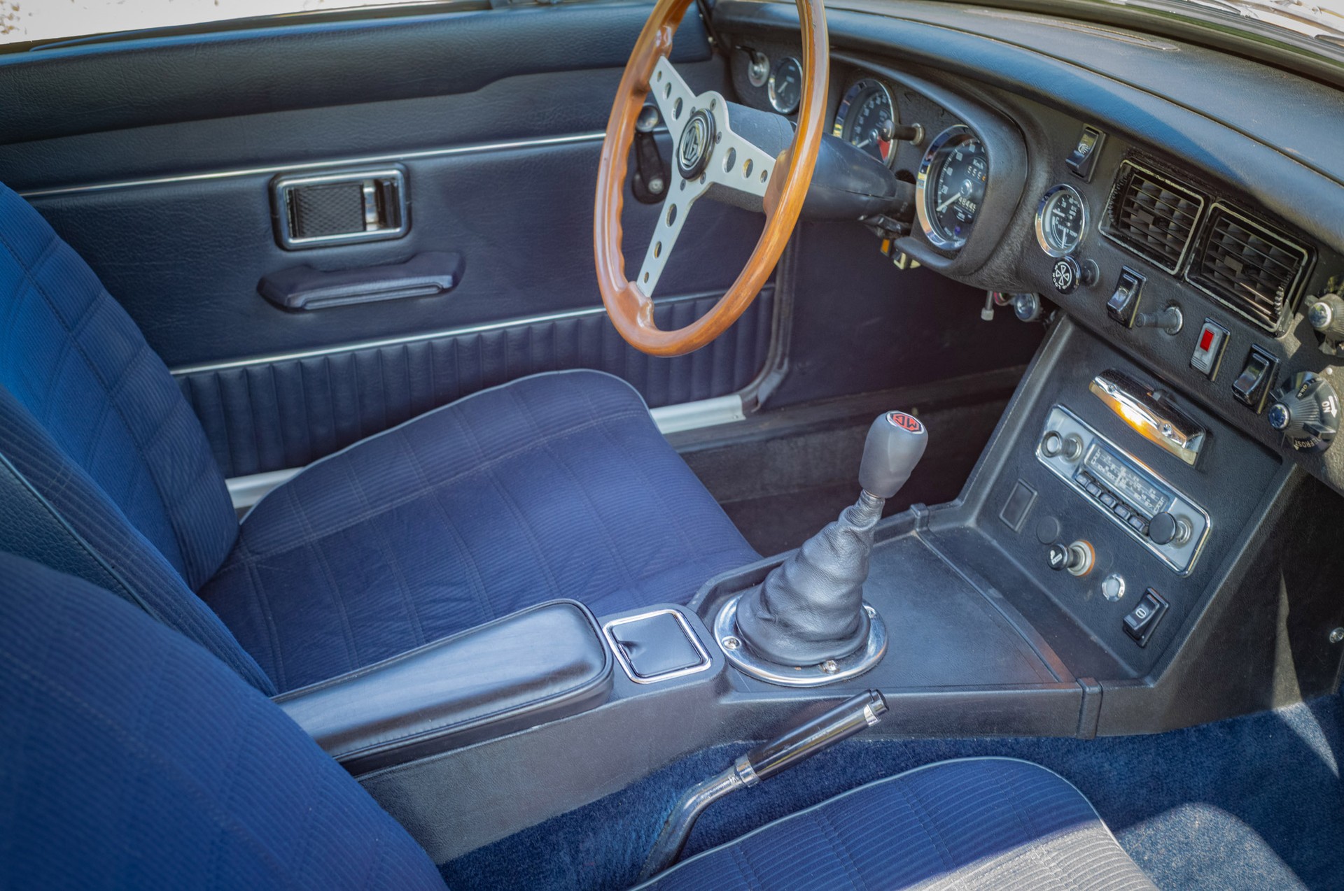 MG MGB GT 1973 ab MFK-image-16
