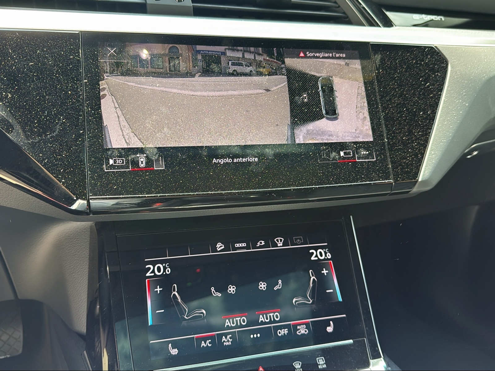 AUDI e-tron 55 Sportback S Line Black Edition quattro-image-12