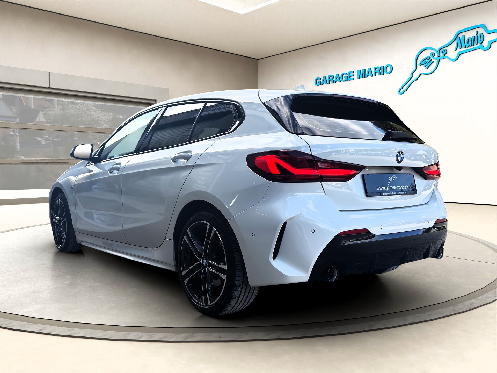 BMW 120d xDrive Steptronic❗Pure M Sport❗✅CH-Fahrzeug & Werksgarantie und 8-fach bereift auf ALU✅-image-6