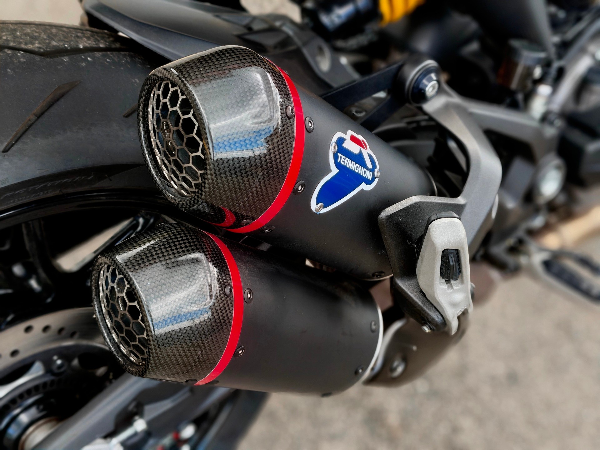 DUCATI Monster 937 + Rizoma Termignoni-image-0