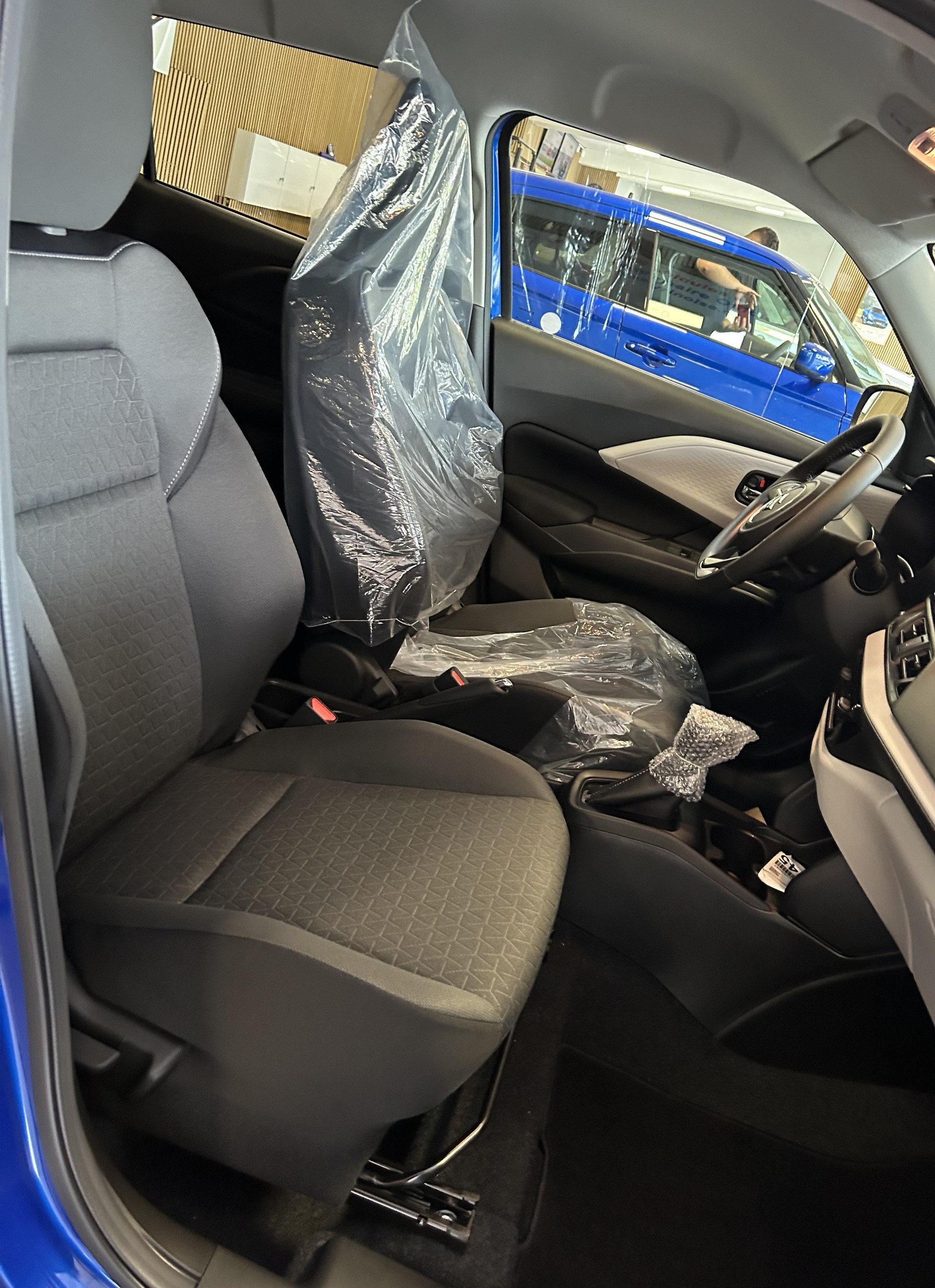 SUZUKI Swift 1.2 Compact+ Hybrid-image-13