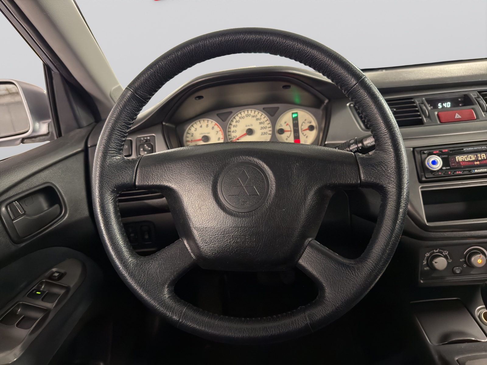 MITSUBISHI Lancer 1.6 Invite (Comfort) Wagon-image-7