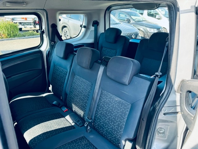 FIAT Doblò 1.6 JTD Dynamic-image-8