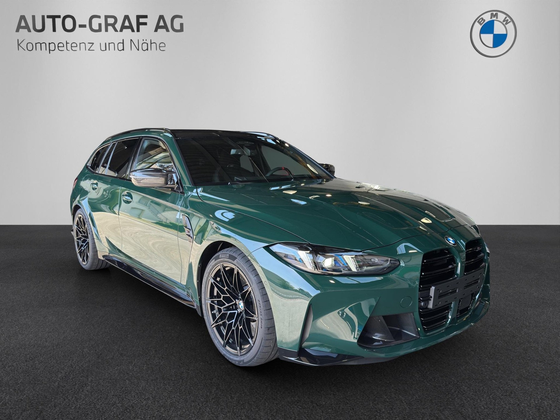 BMW M3 Competition xDrive Touring 'British Racing Green Individual'-image-6