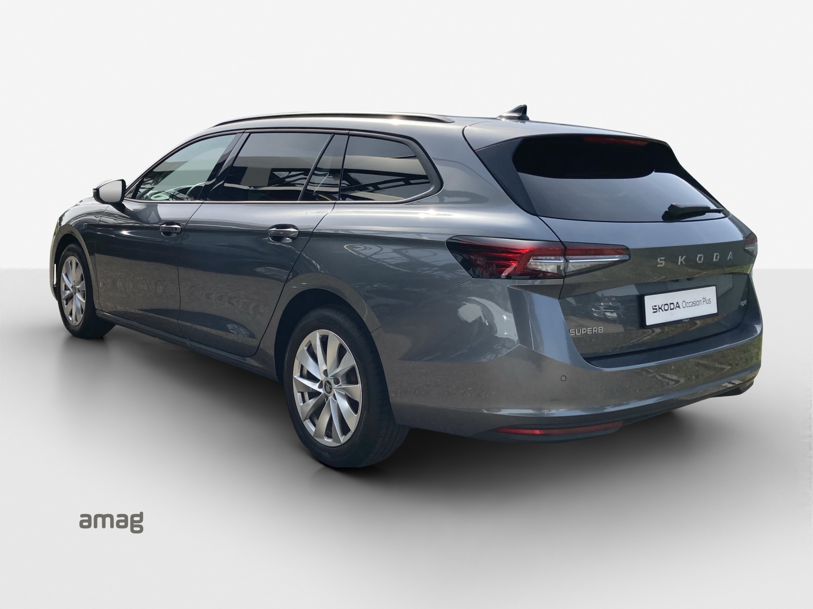 SKODA Superb Combi 2.0 TDi Selection 4x4 DSG-showroom-element-2