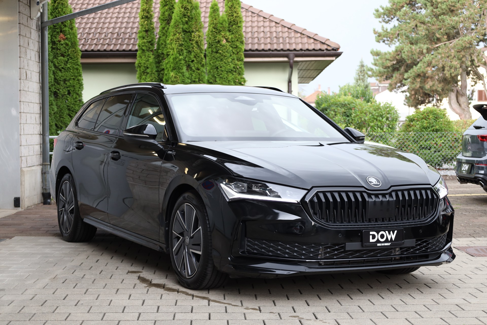 SKODA Superb Combi 2.0 TDi Sportline 4x4 DSG-showroom-element-1