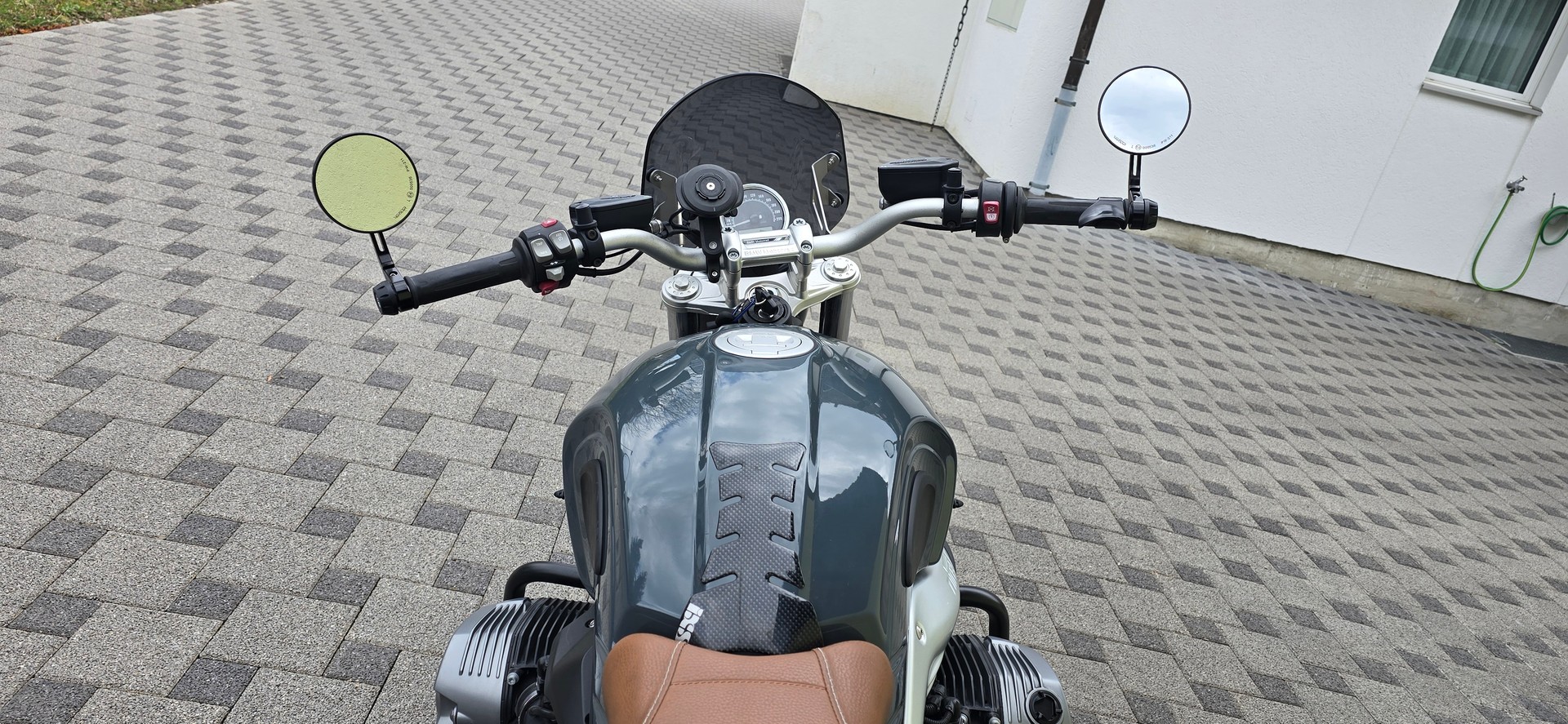 BMW R nineT Pure ABS-image-5