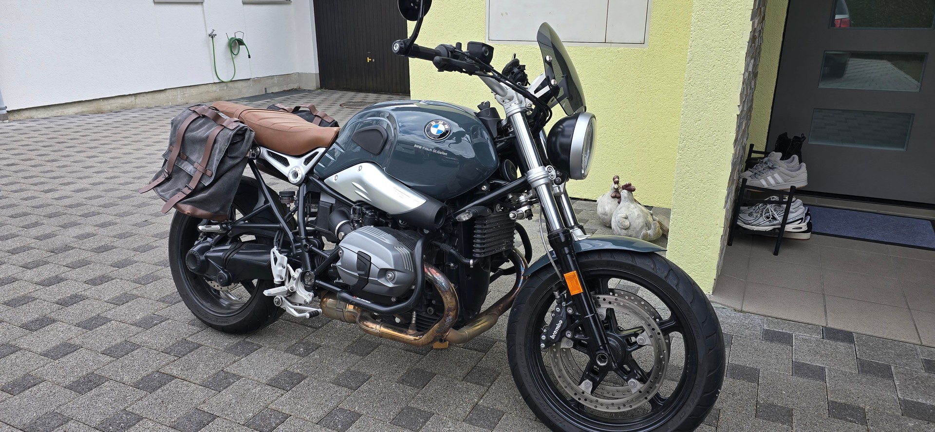 BMW R nineT Pure ABS-image-2
