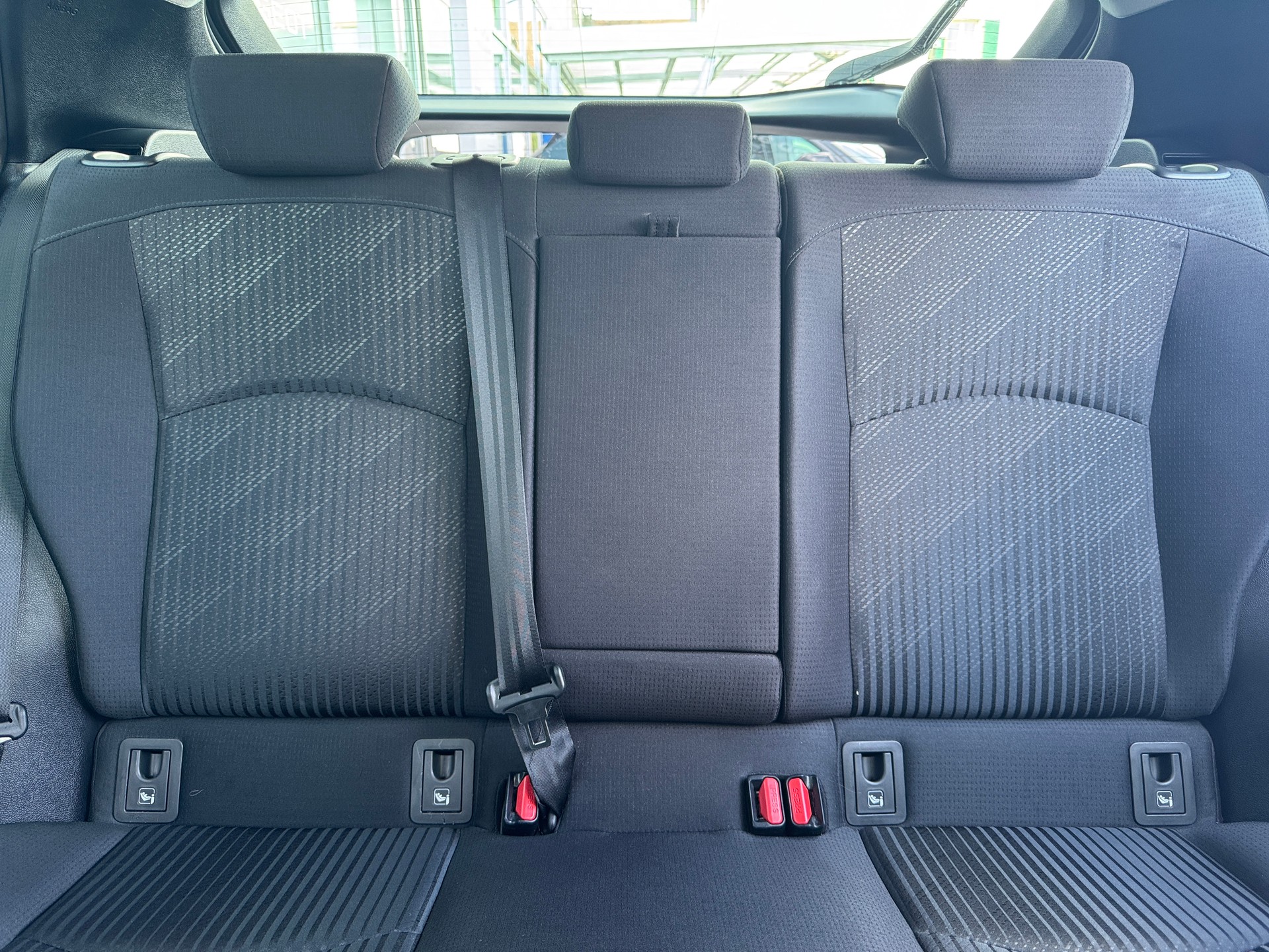 TOYOTA Prius 1.8 VVT-i HSD AWD-i Comfort-image-13