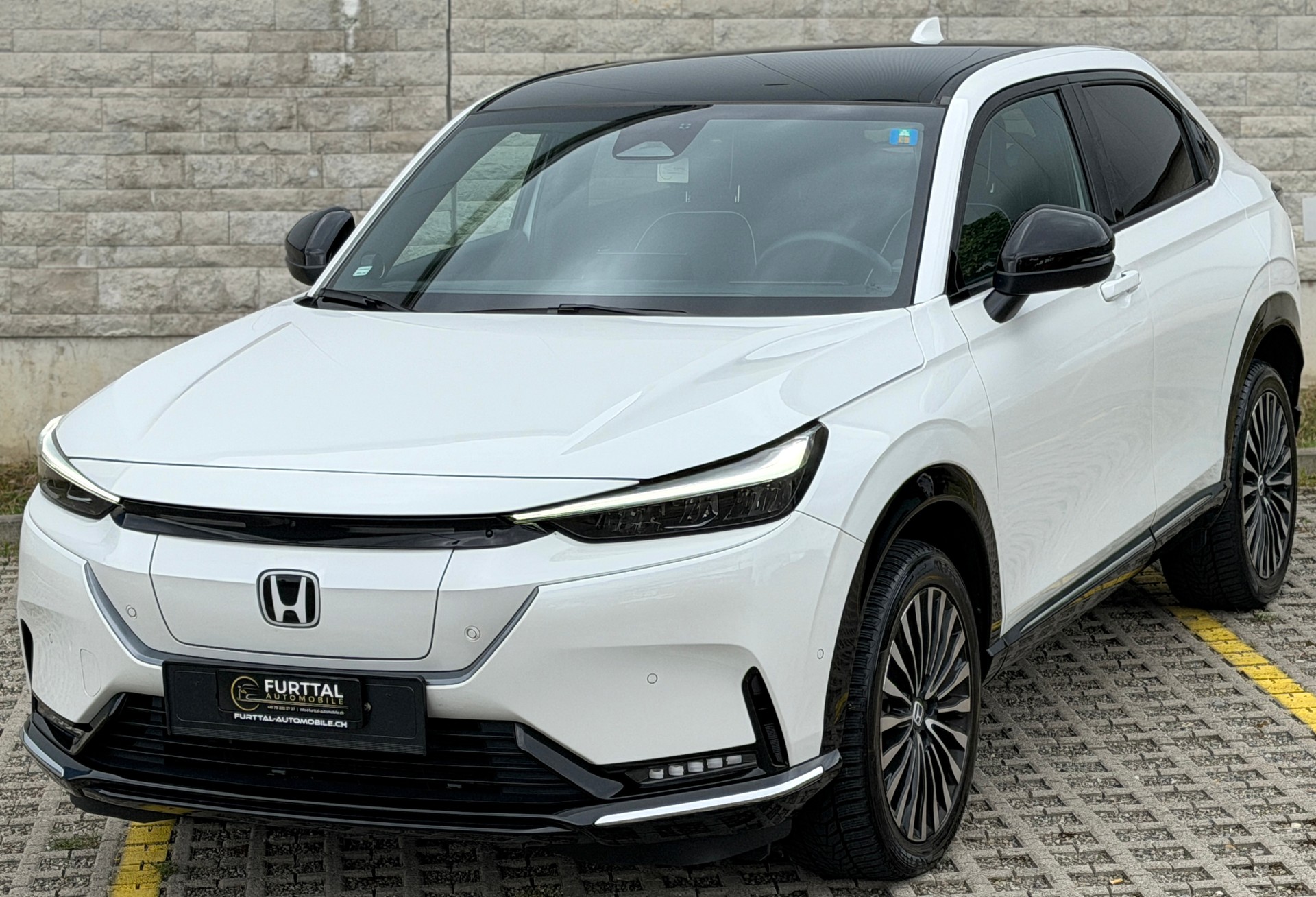 HONDA Ny1 Elegance-showroom-element-3