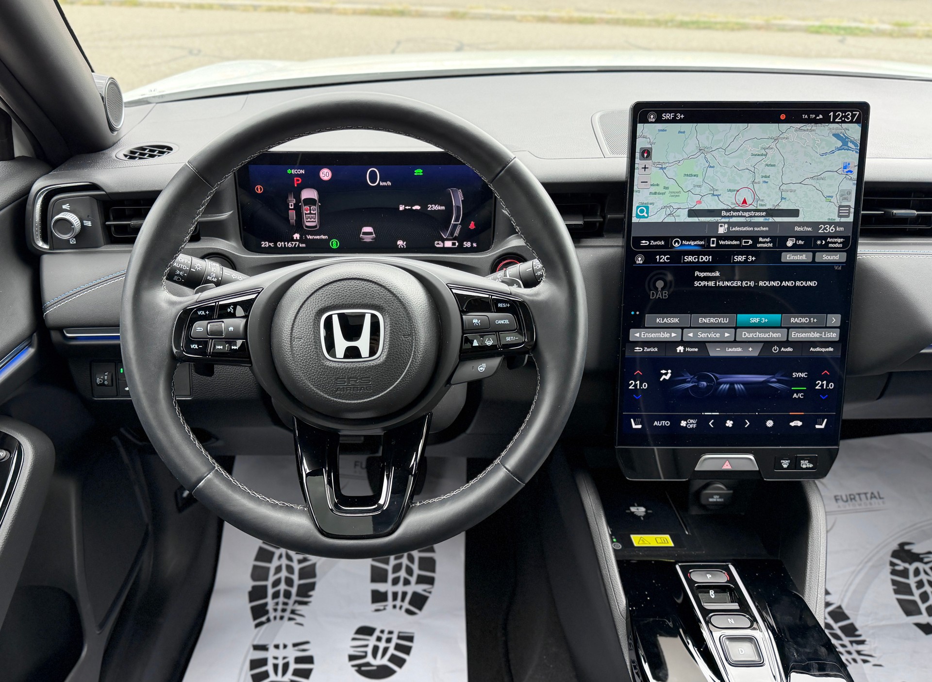 HONDA Ny1 Elegance-image-9