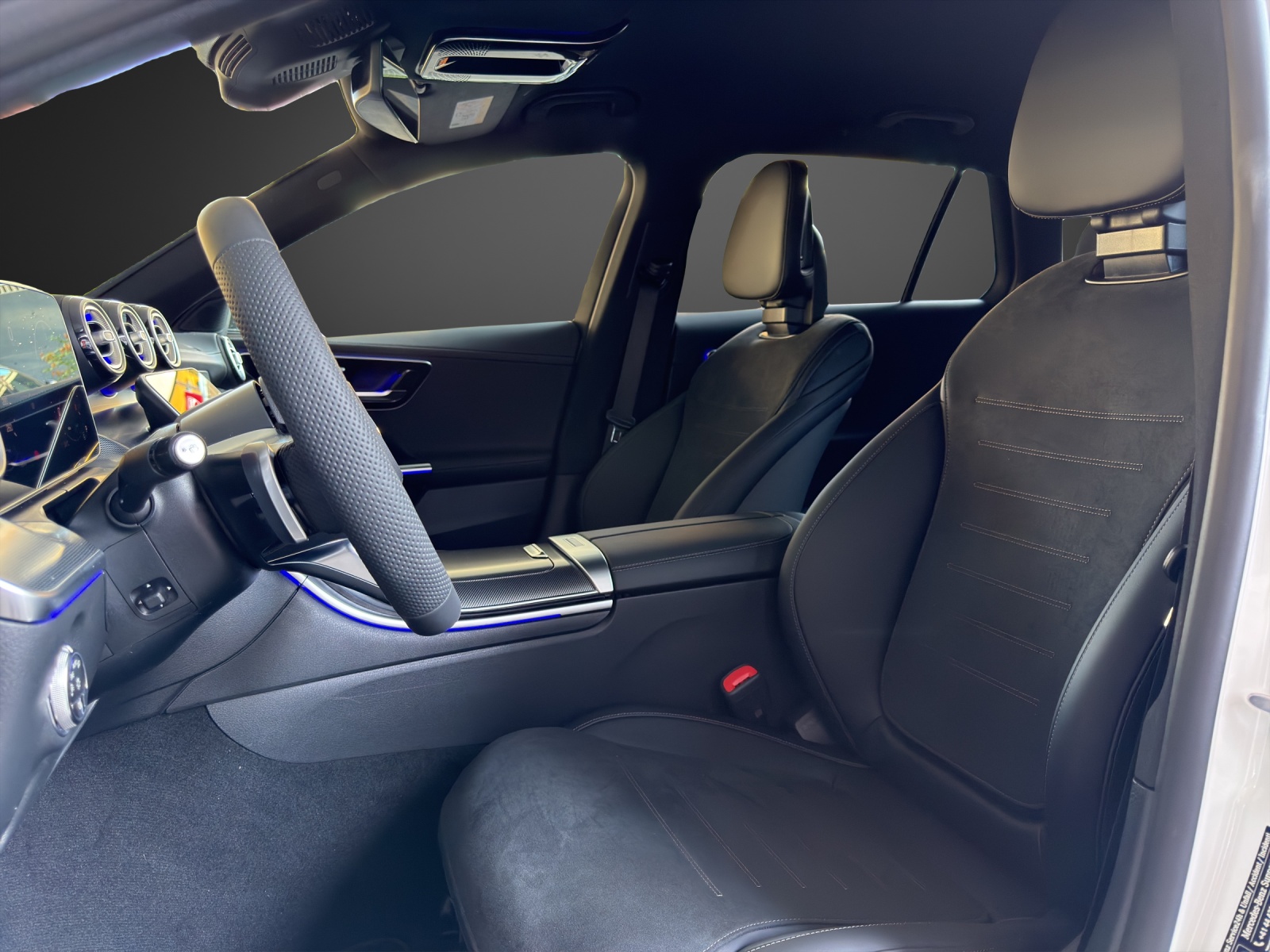 MERCEDES-BENZ C 220 d T 4 Matic-image-9