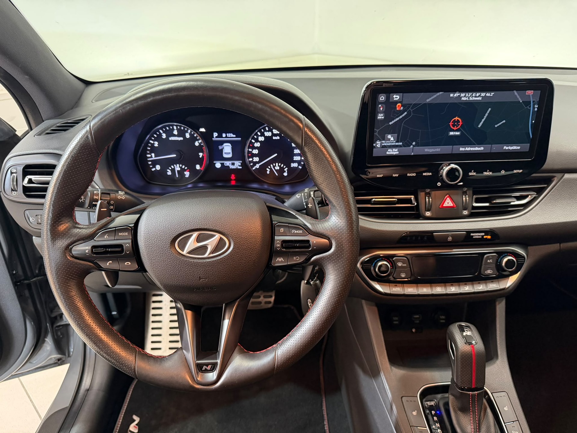 HYUNDAI i30 Wagon 1.5 T-GDi N Line 48V MH DCT-image-6