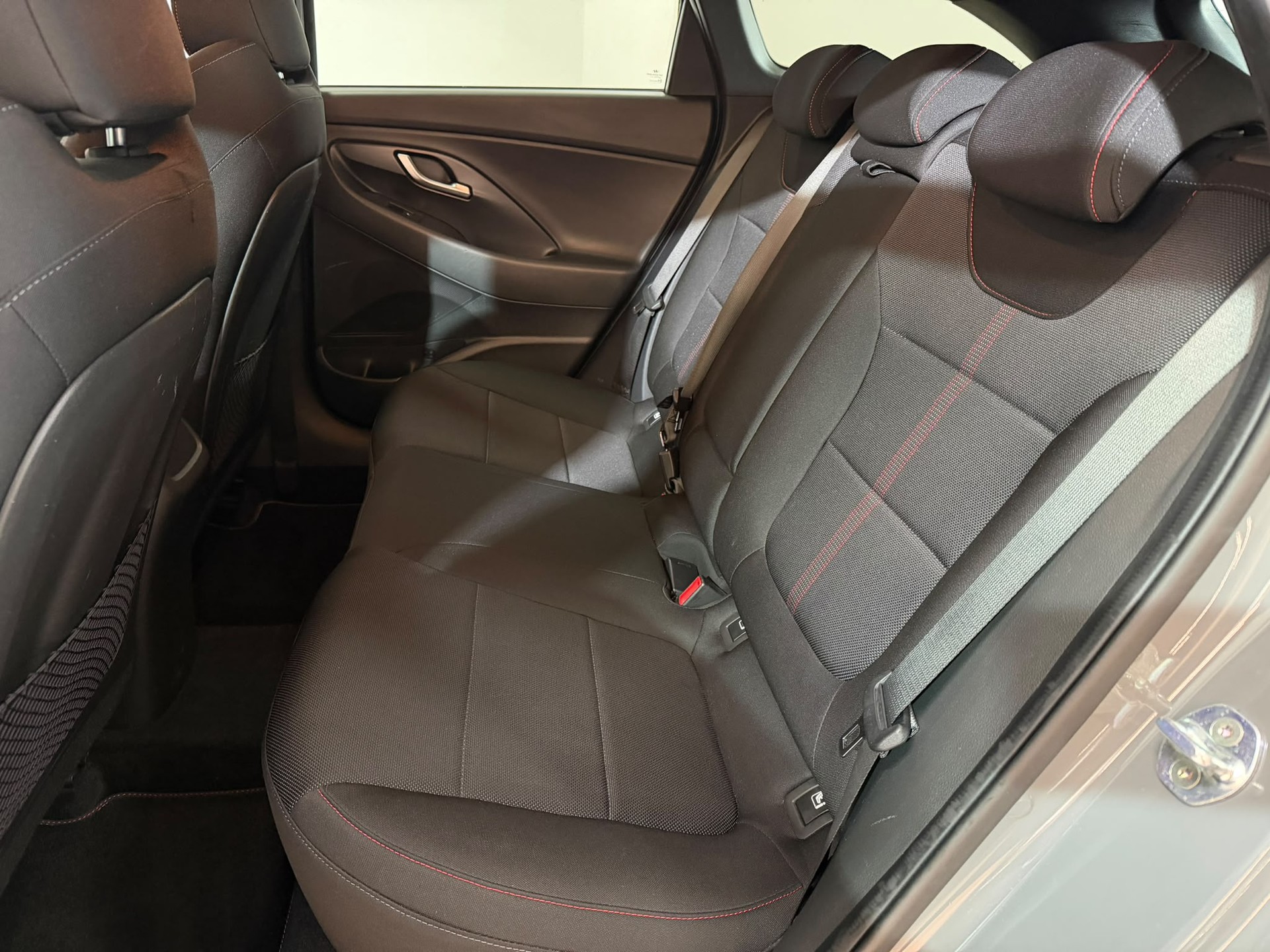 HYUNDAI i30 Wagon 1.5 T-GDi N Line 48V MH DCT-image-9