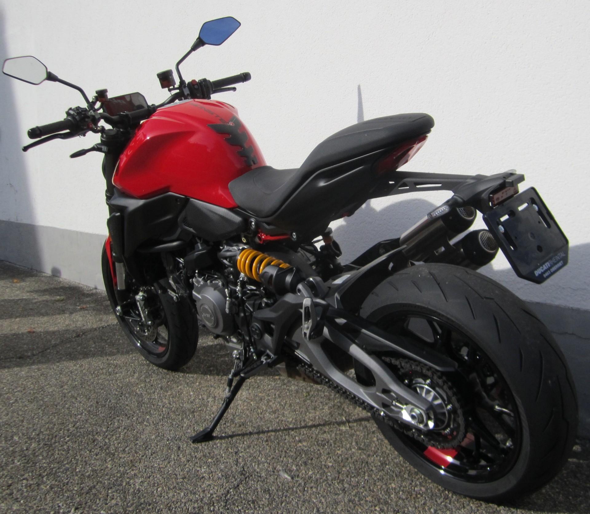 DUCATI MONSTER 890-image-3