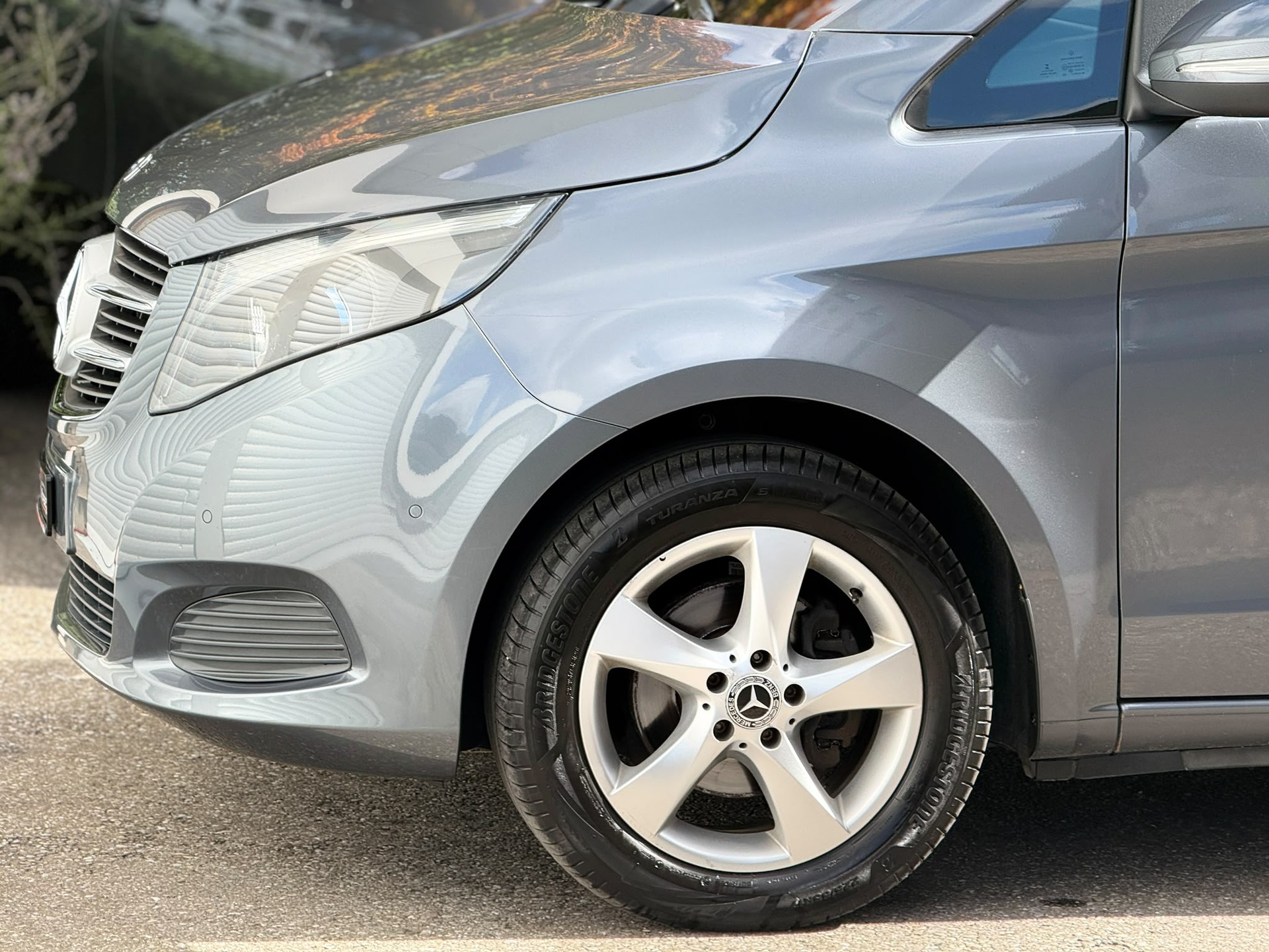 MERCEDES-BENZ V 220 CDI lang Van *7 Plätzer*-image-6