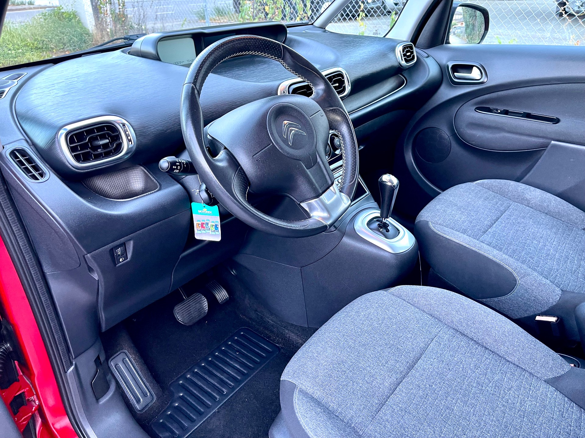 CITROEN C3 Picasso 1.6i 16V Exclusive EGS6-showroom-element-3