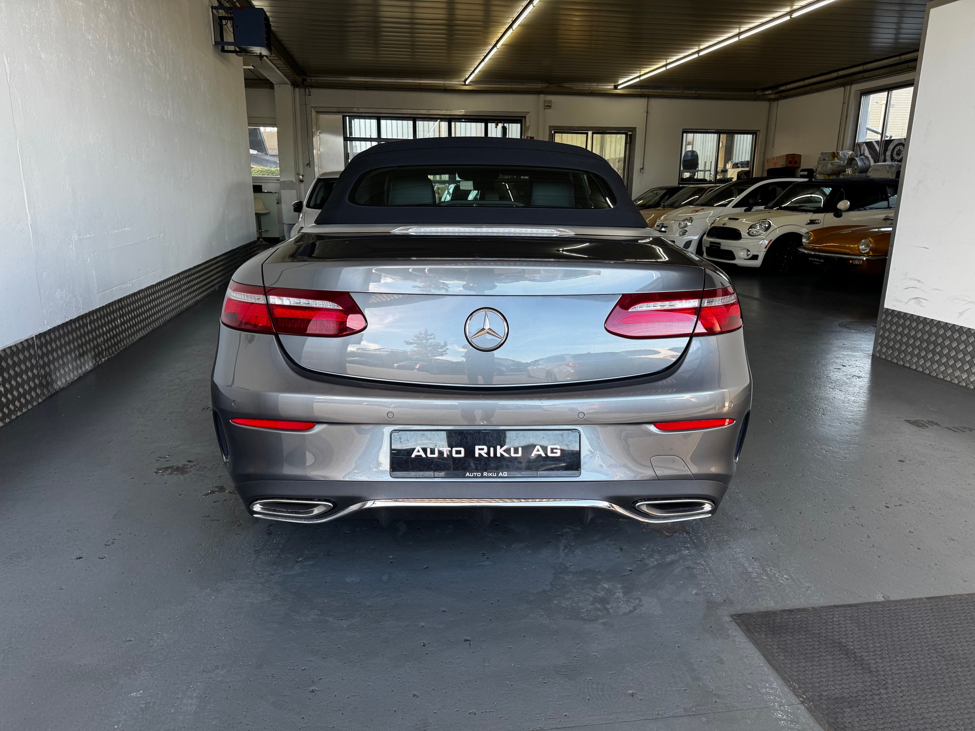 MERCEDES-BENZ E 200 Cabriolet AMG Line 4 Matic 9G-Tronic-image-20