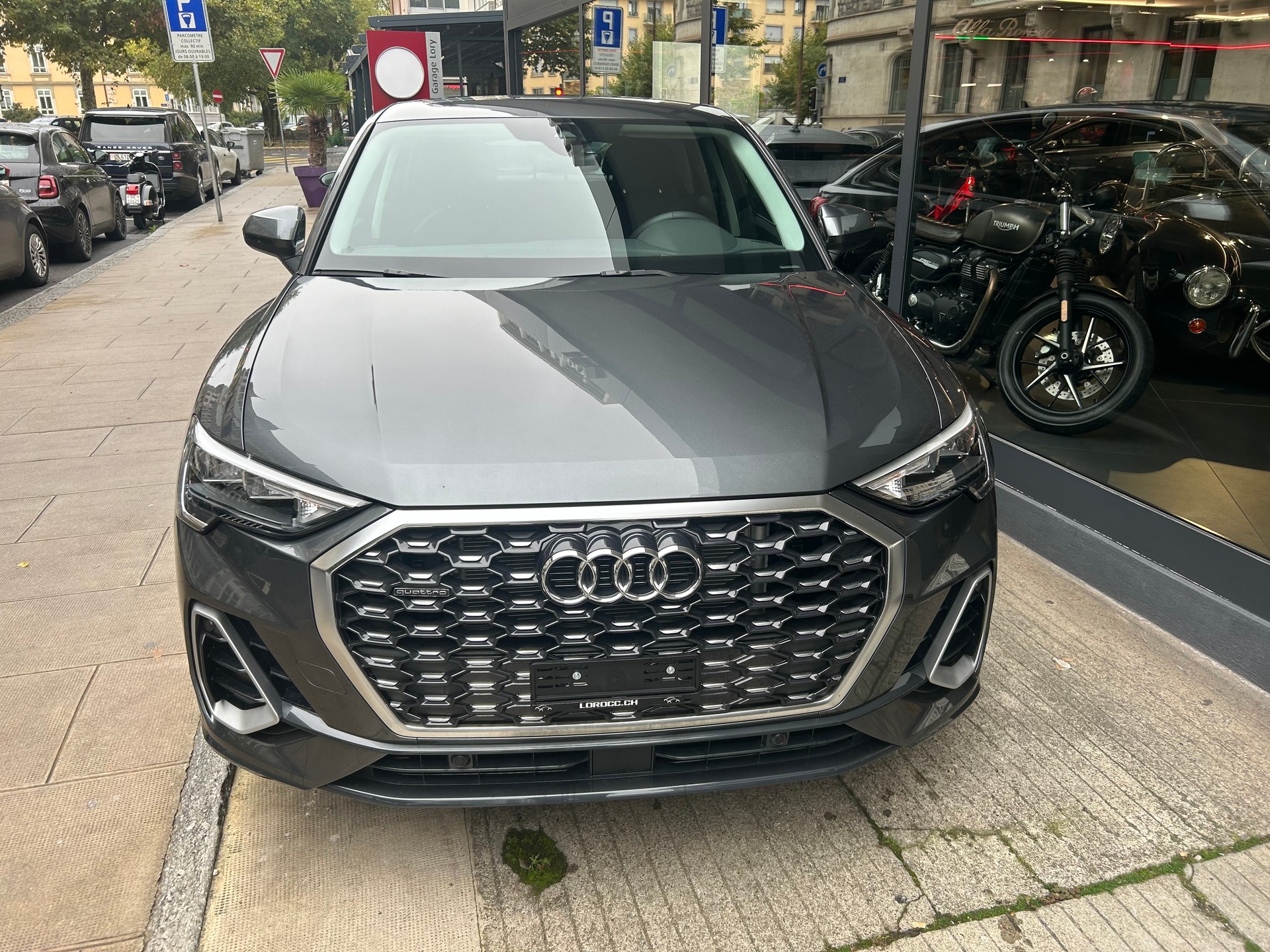 AUDI Q3 SB 40 TFSI S line qu-image-1