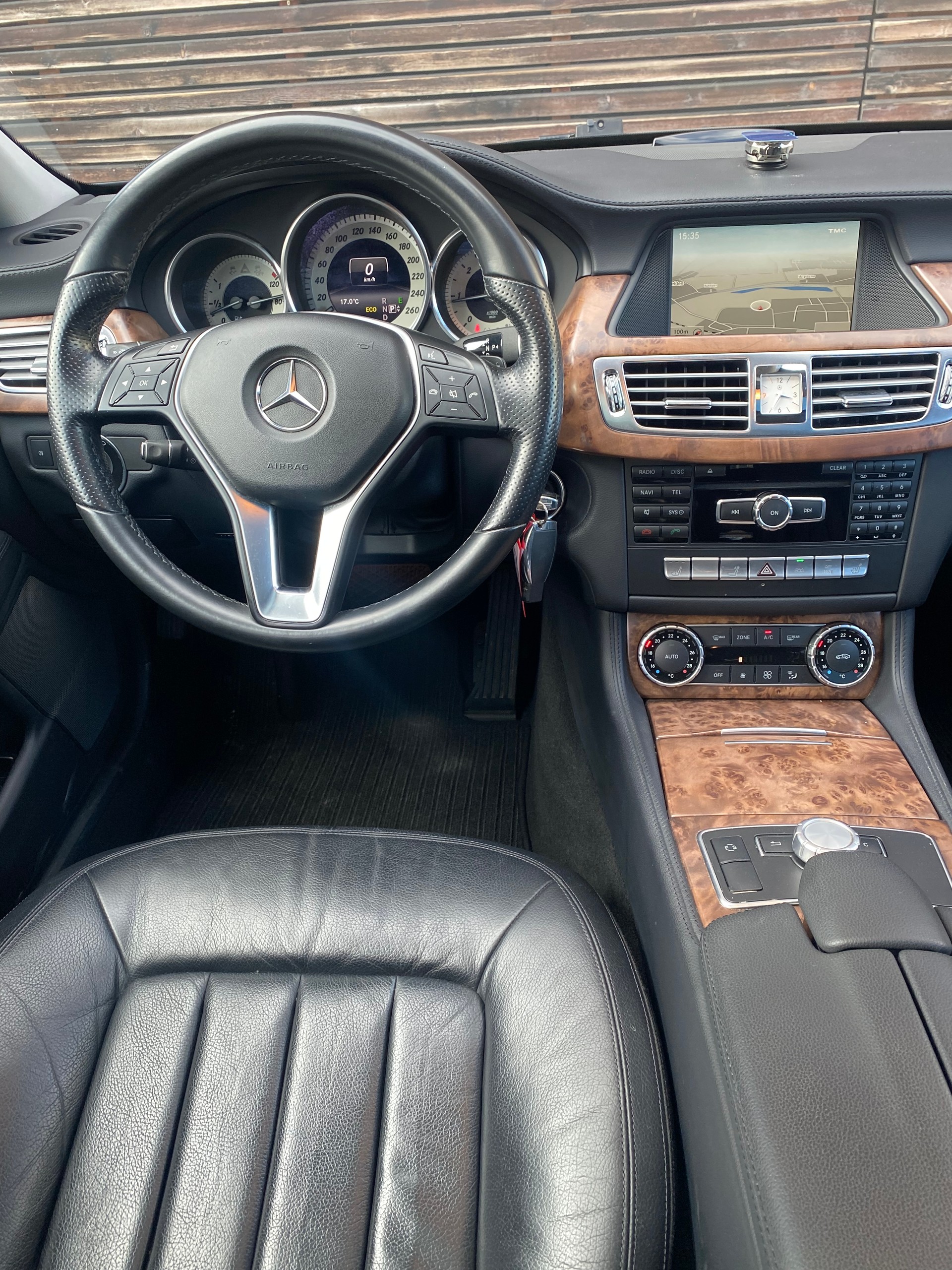 MERCEDES-BENZ CLS Shooting Brake 250 CDI Executive 7G-Tronic-image-9