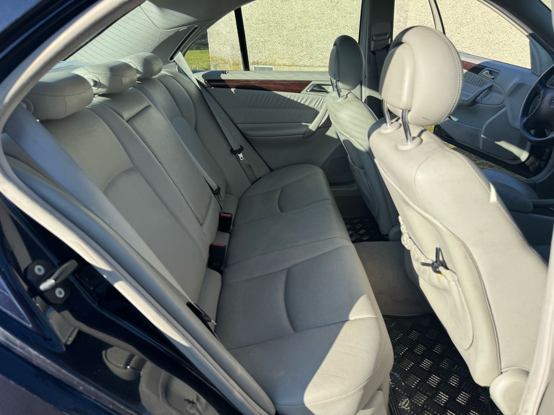 MERCEDES-BENZ C 320 Elégance 4Matic Automatic-image-11