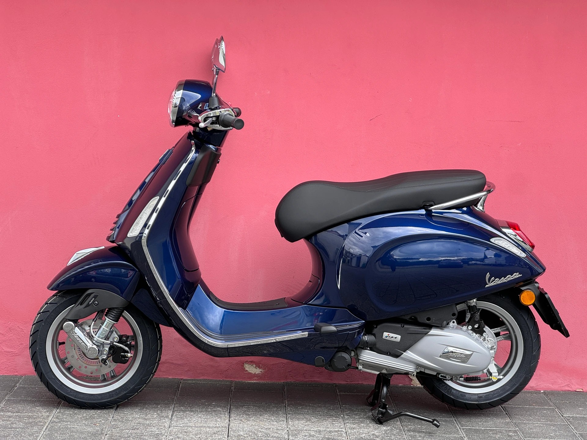 PIAGGIO Vespa 125 Primavera ABS-image-11