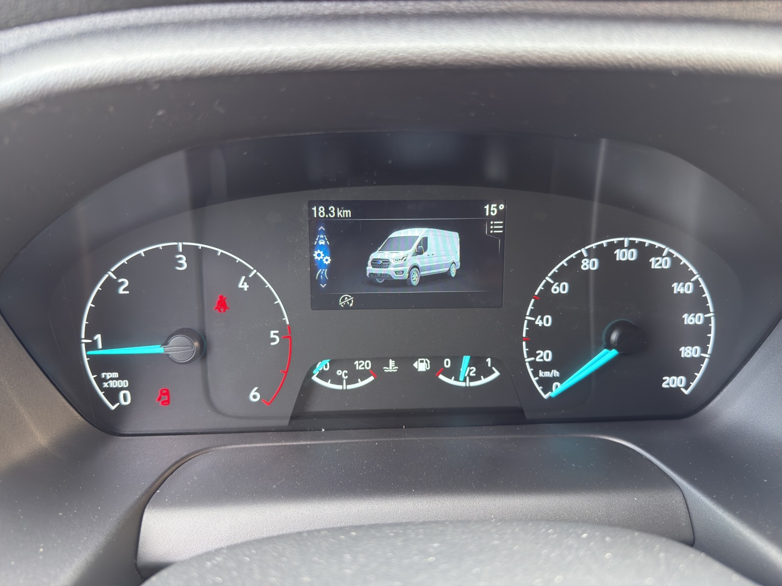 FORD Transit Van 350 L3 Trend 2.0 TDCi 130 FWD-image-10