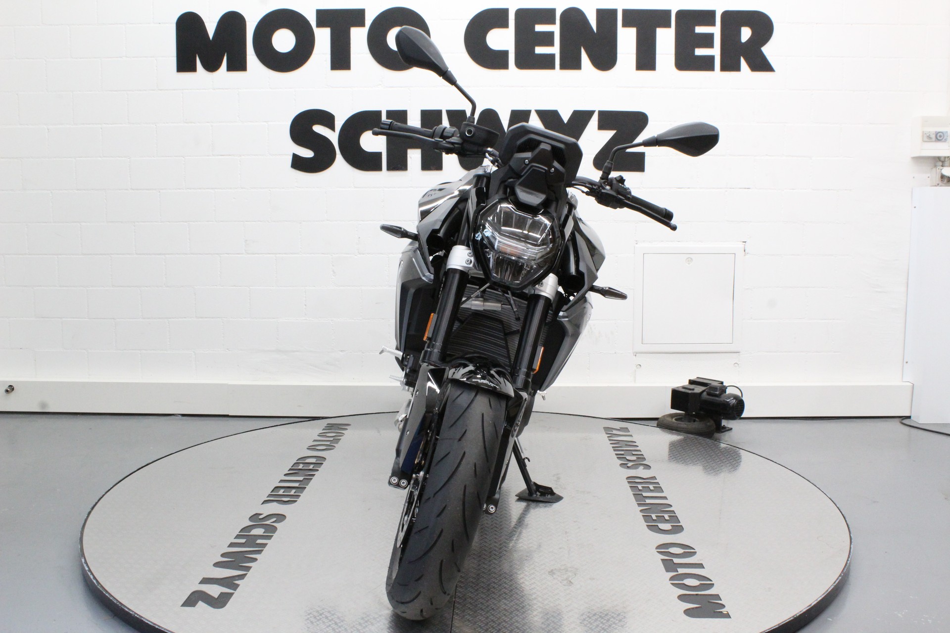 BMW F 900 R A2 35kW-image-2