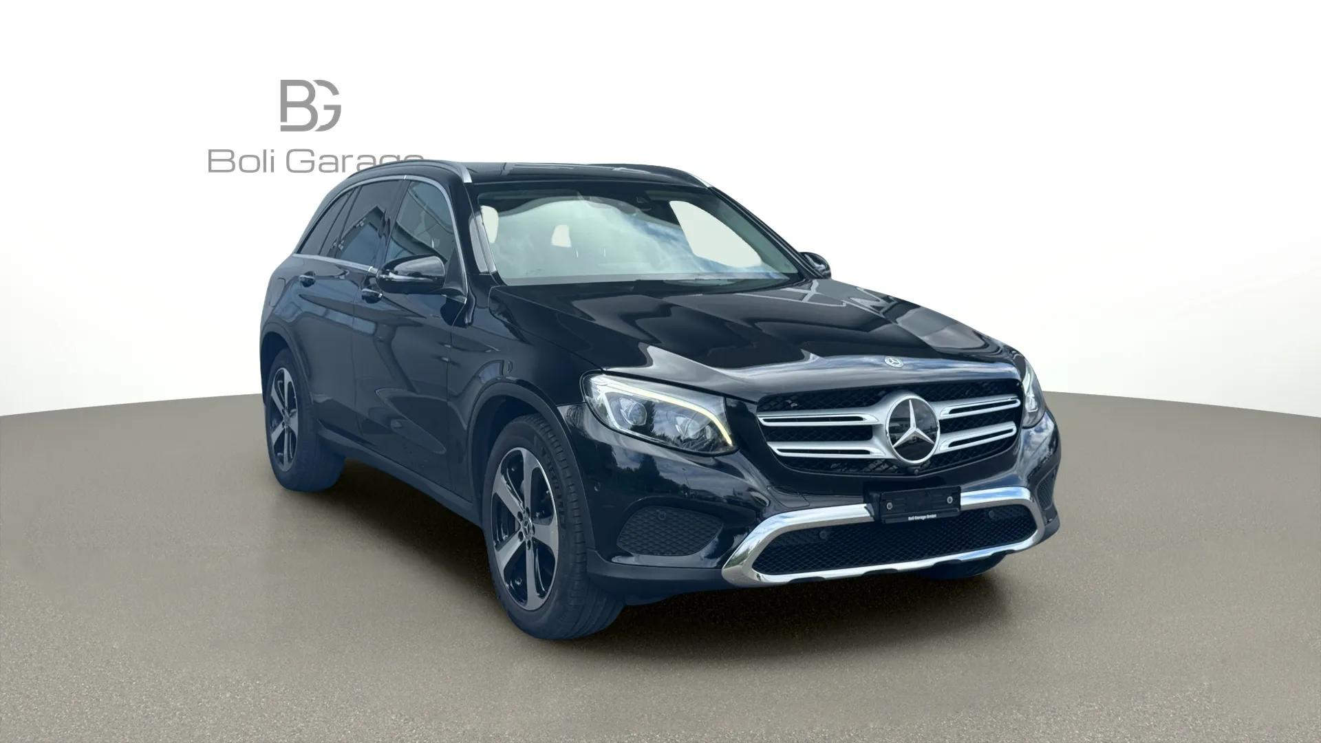 MERCEDES-BENZ GLC 300 4Matic 9G-Tronic-image-9