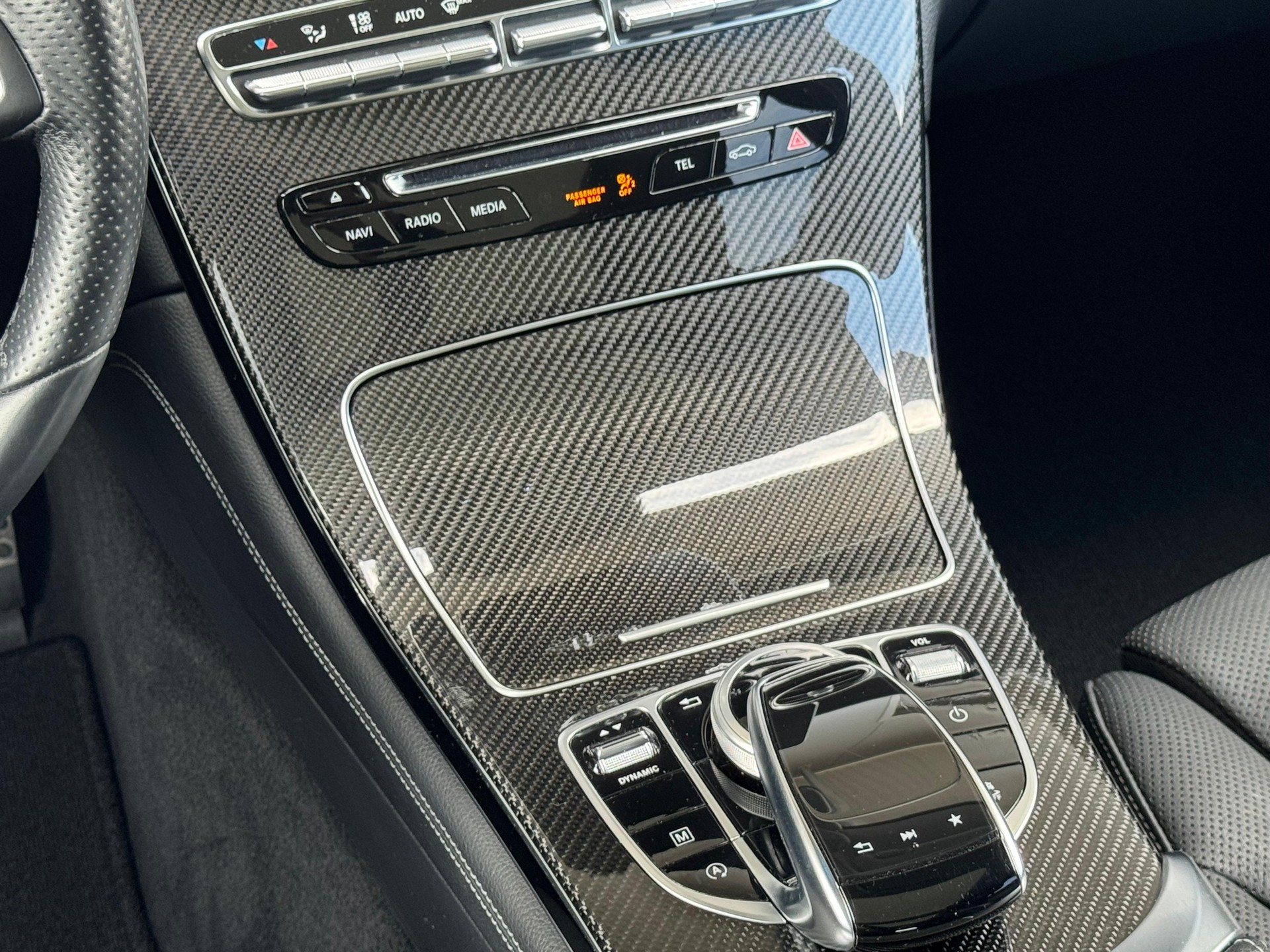 MERCEDES-BENZ GLC 300 4Matic 9G-Tronic-image-14