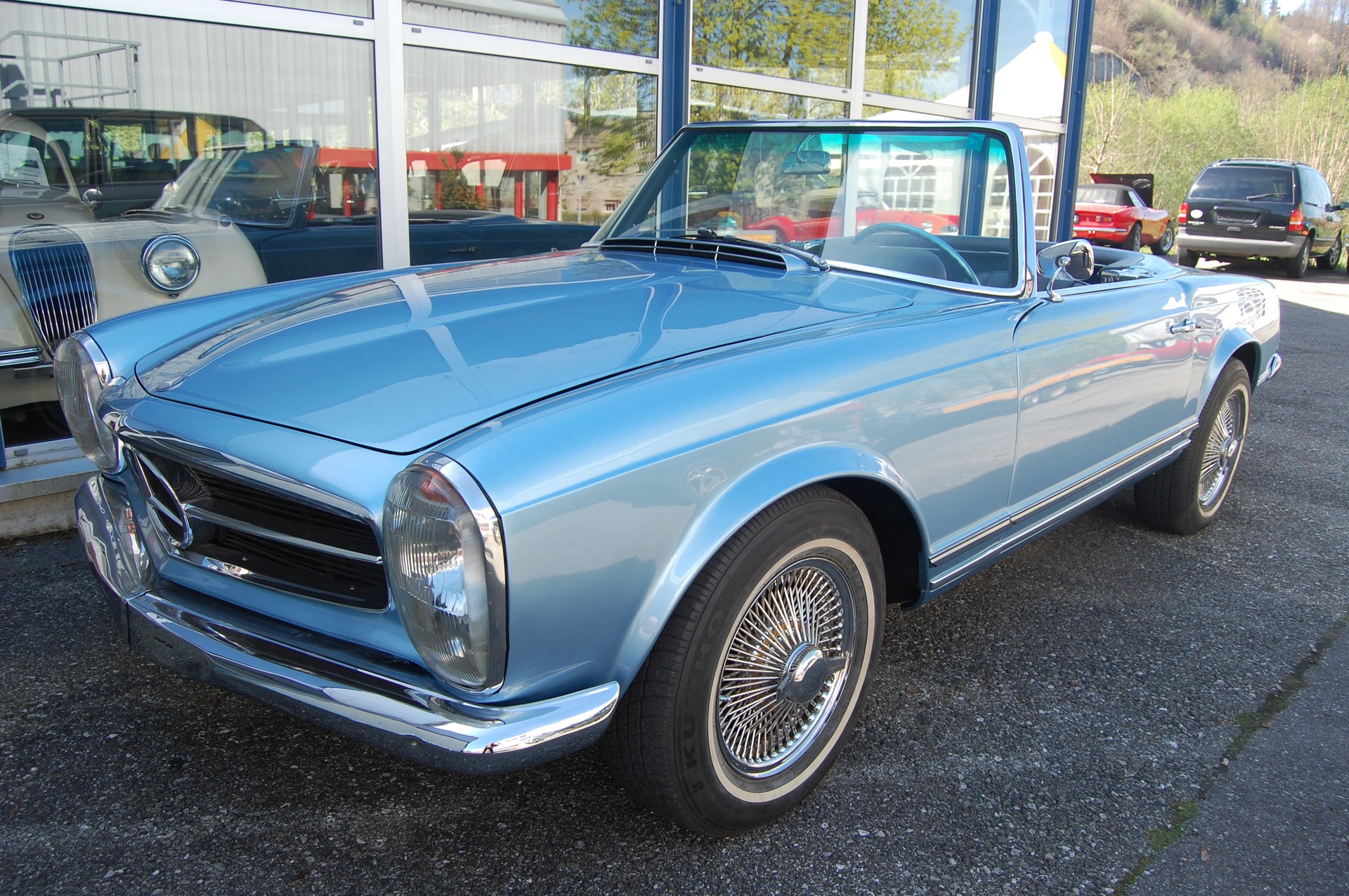 MERCEDES-BENZ SL-image-1