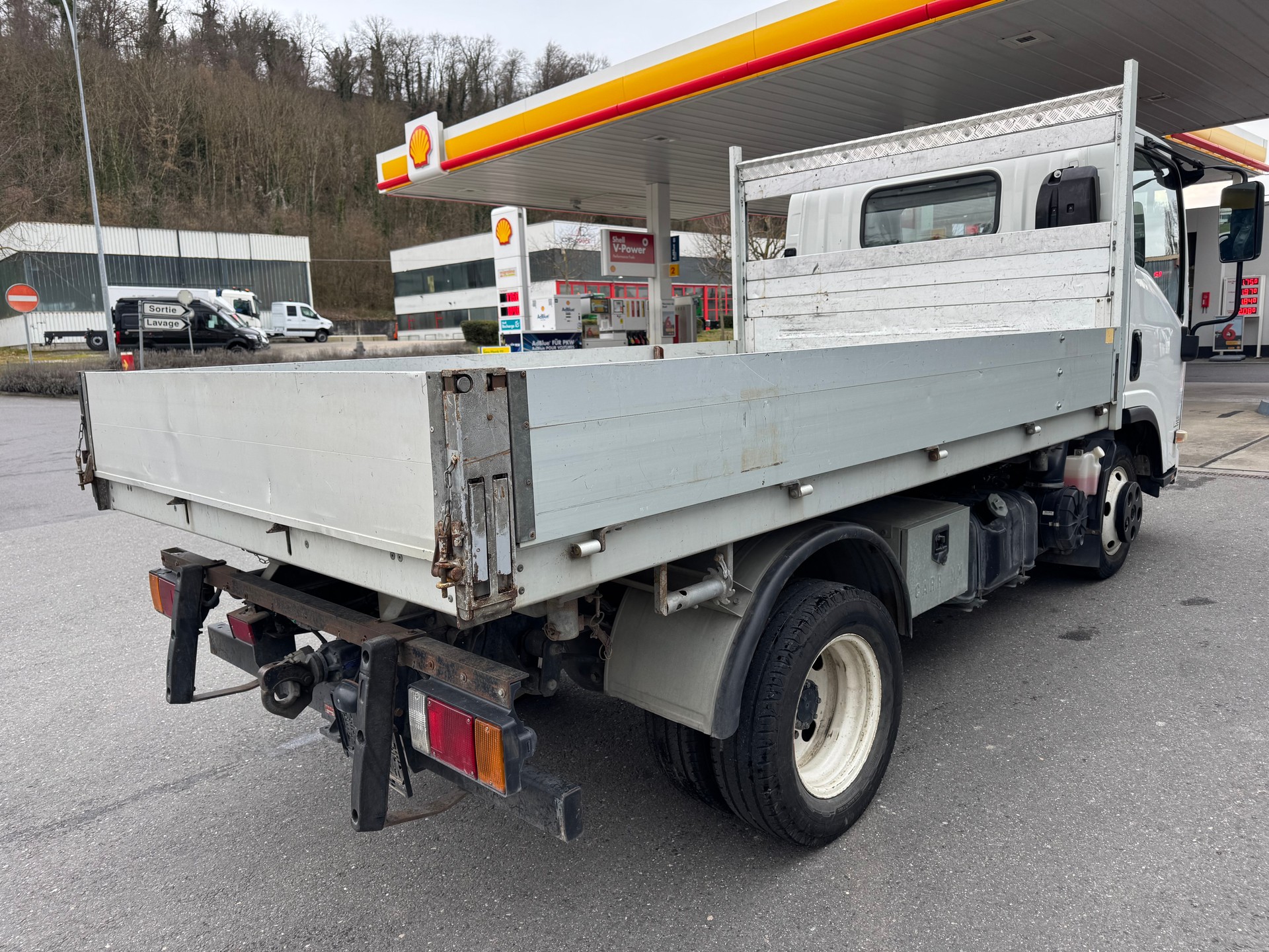 ISUZU NLR 85A - LS 35 F-image-6