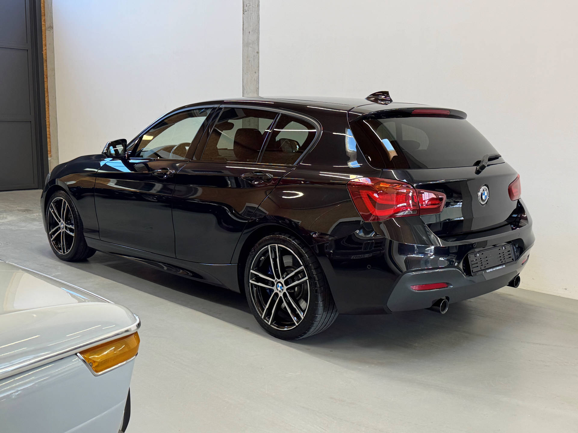 BMW M140i xDrive-image-1