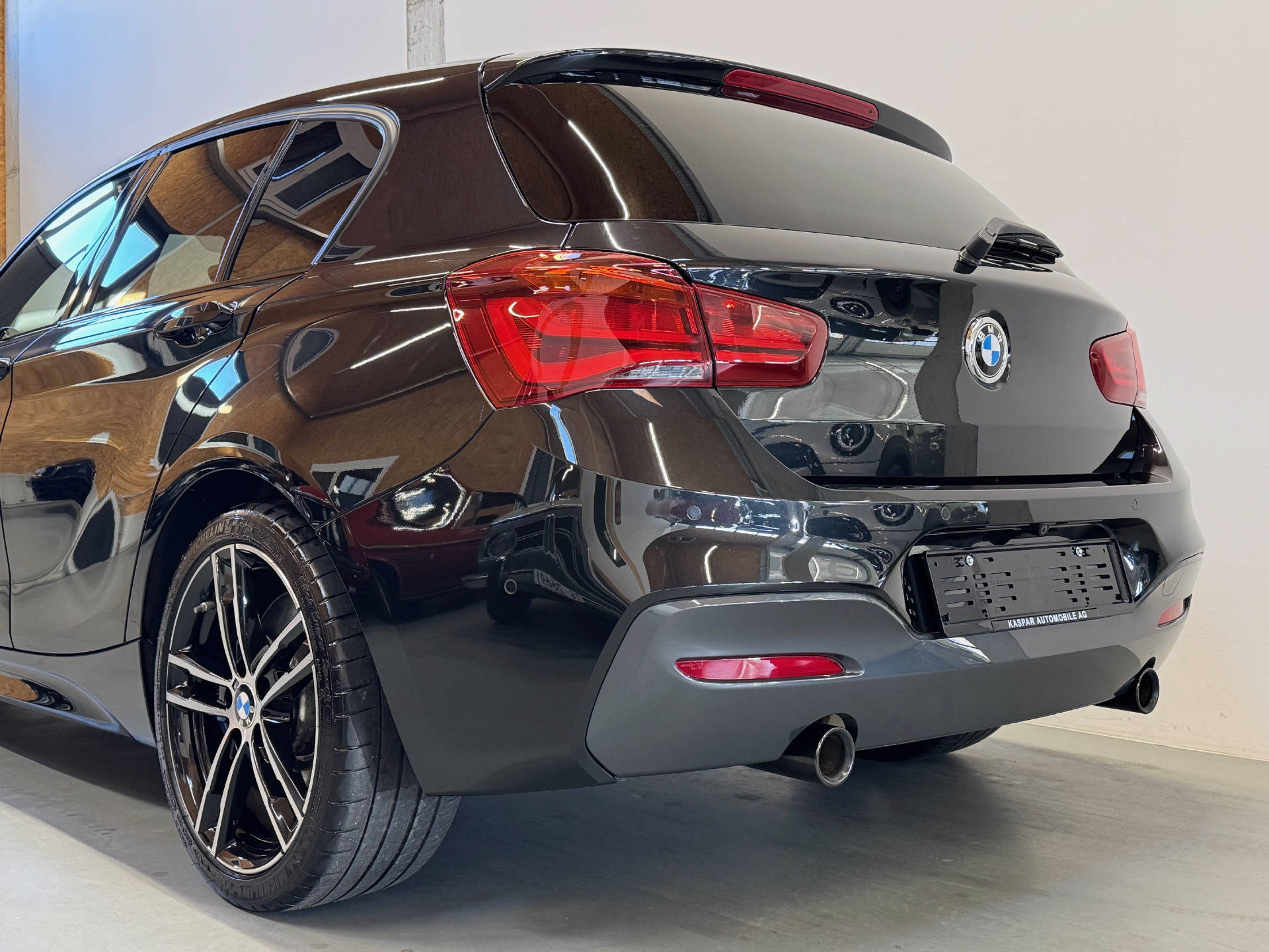 BMW M140i xDrive-image-13