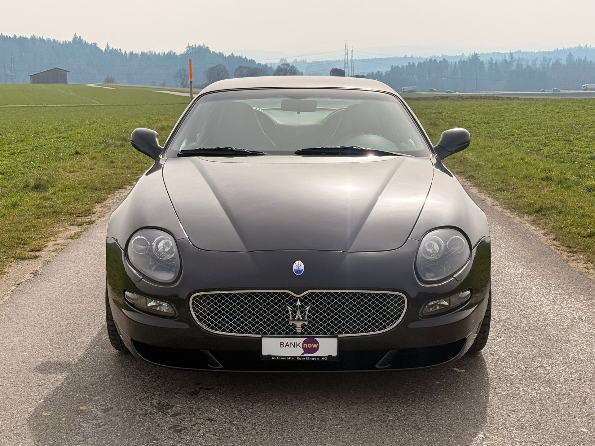 MASERATI Coupé GranSport-showroom-element-1