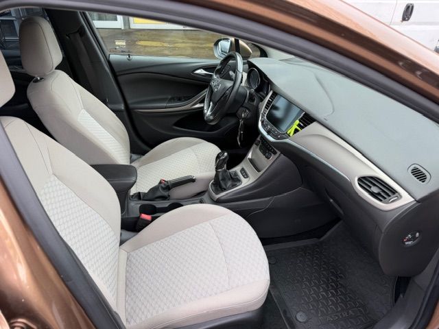 OPEL Astra Sports Tourer 1.4i Turbo Enjoy-image-6
