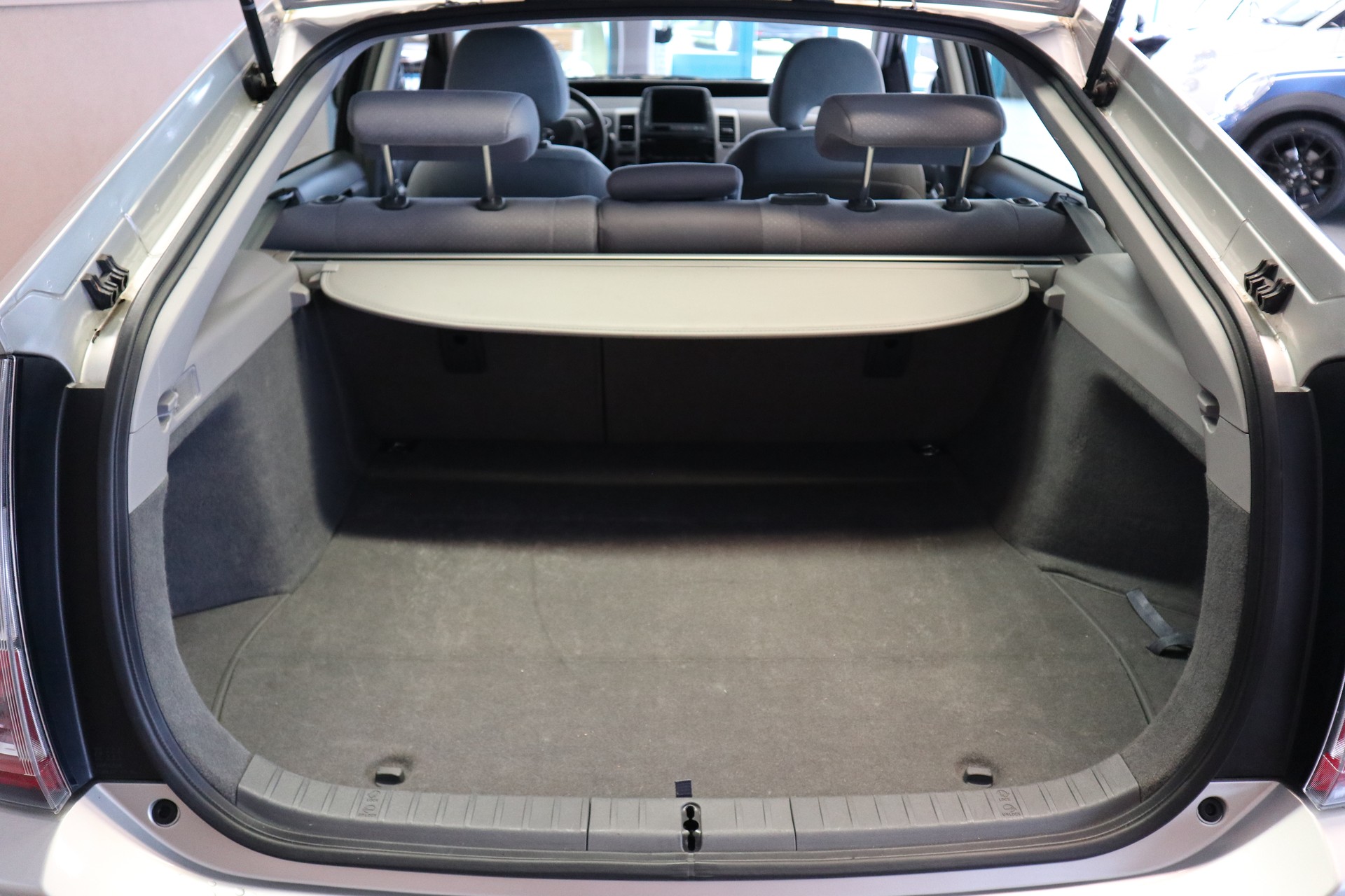 TOYOTA Prius 1.5 16V Hybrid-image-9