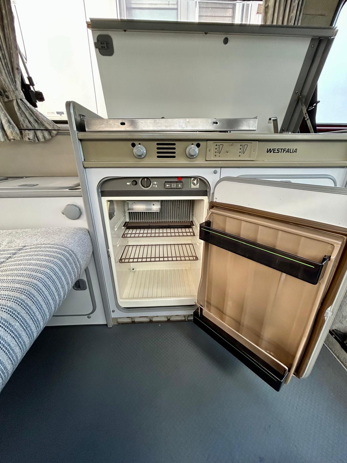 VW T3 WESTFALIA JOKER AUFSTELLDACH CAMPER 1,9 KAT. WBX 5G. MECH.-image-14